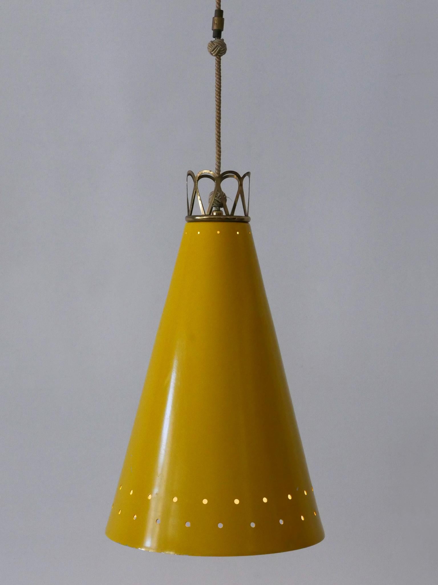 Metà XX secolo Eleganza di una lampada a sospensione o di un lampadario a sospensione della metà del secolo scorso Germania anni '50 in vendita