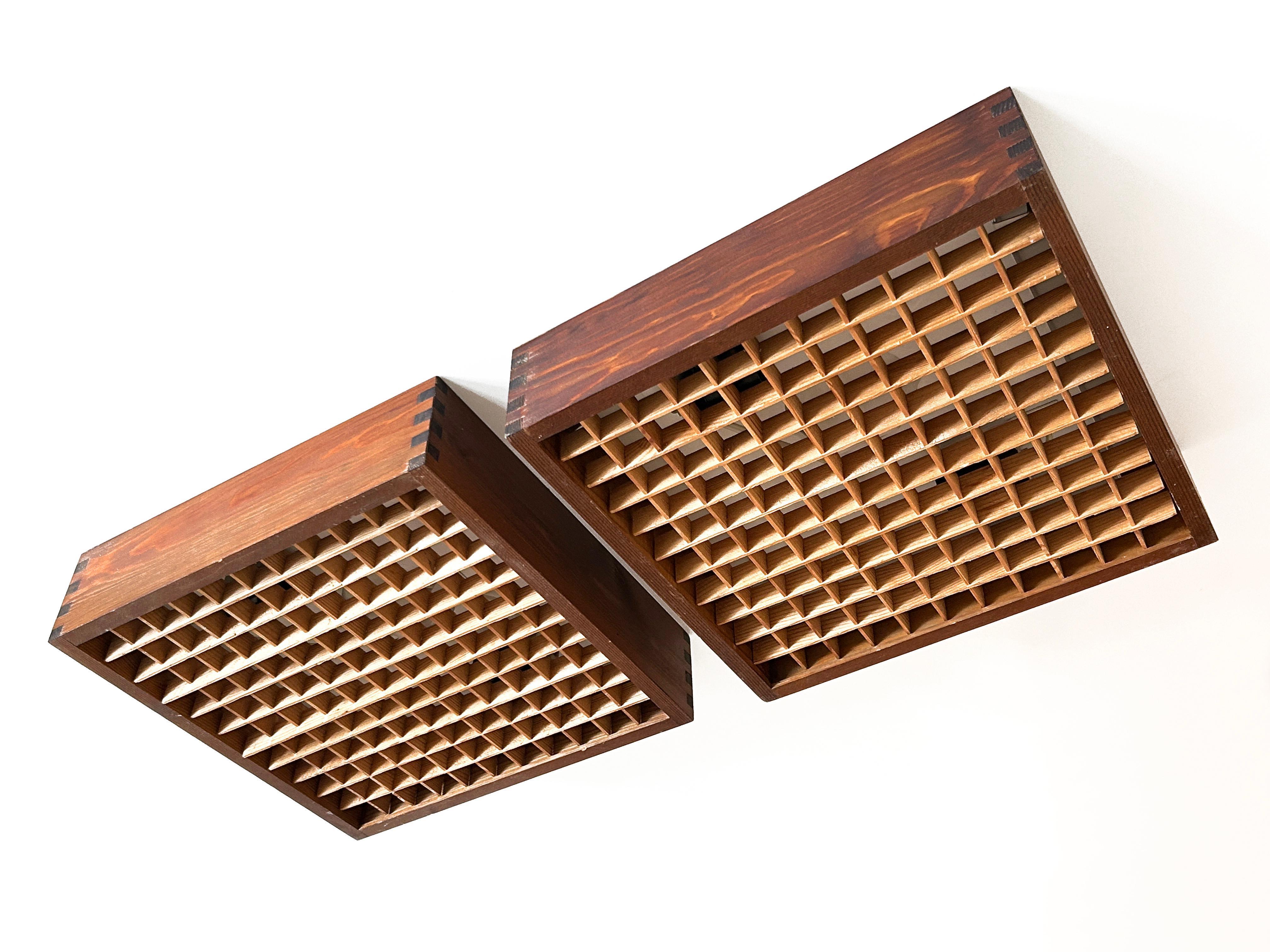 Élégants plafonniers ou plafonniers en bois de pin modernes du milieu du siècle dernier, Suède, 1970 en vente 8
