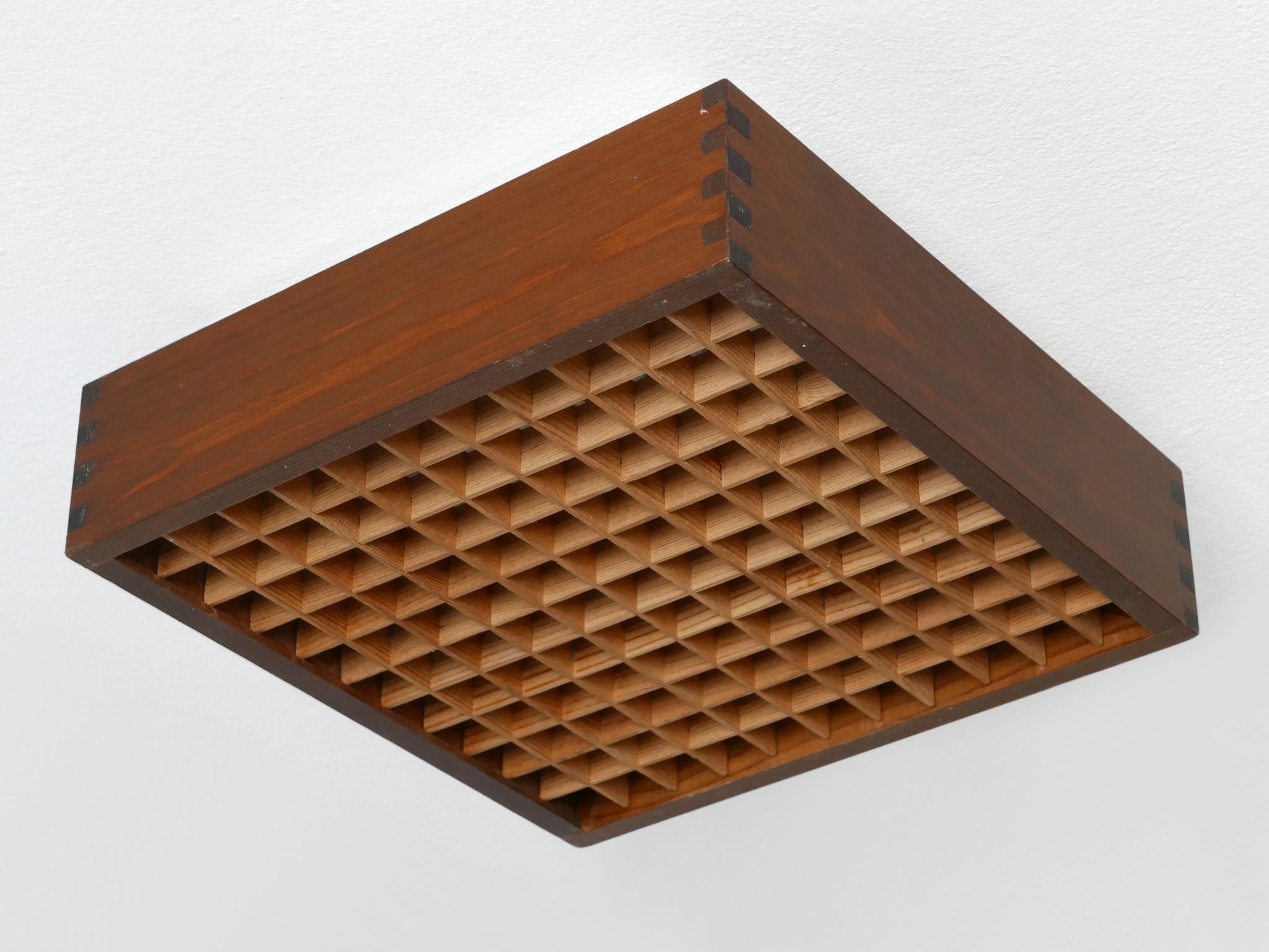 Mid-Century Modern Élégants plafonniers ou plafonniers en bois de pin modernes du milieu du siècle dernier, Suède, 1970 en vente