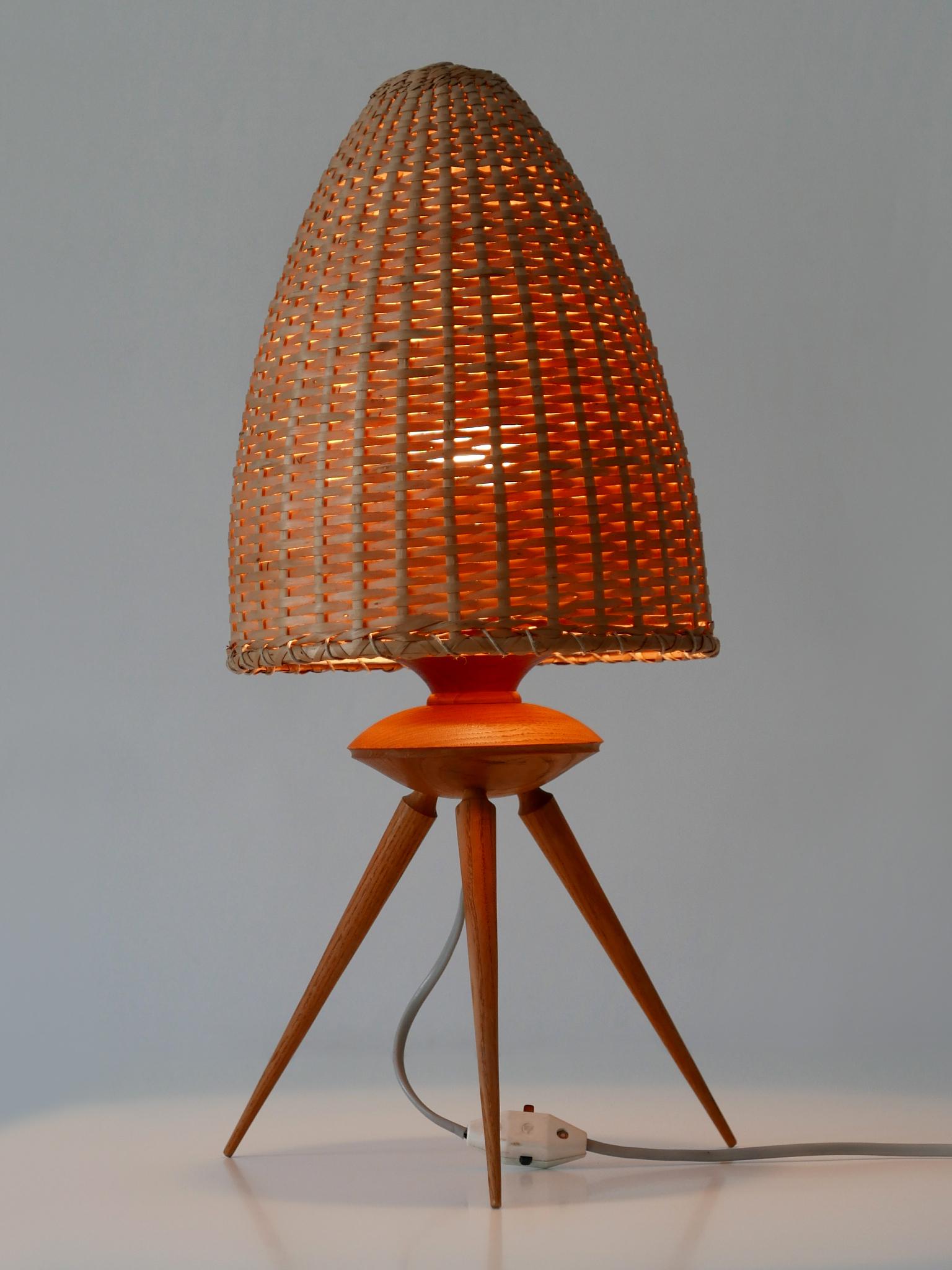 Mid-20th Century Elegant Mid-Century Modern Scandinavian Rattan & Teak Table Lamp, 1960s