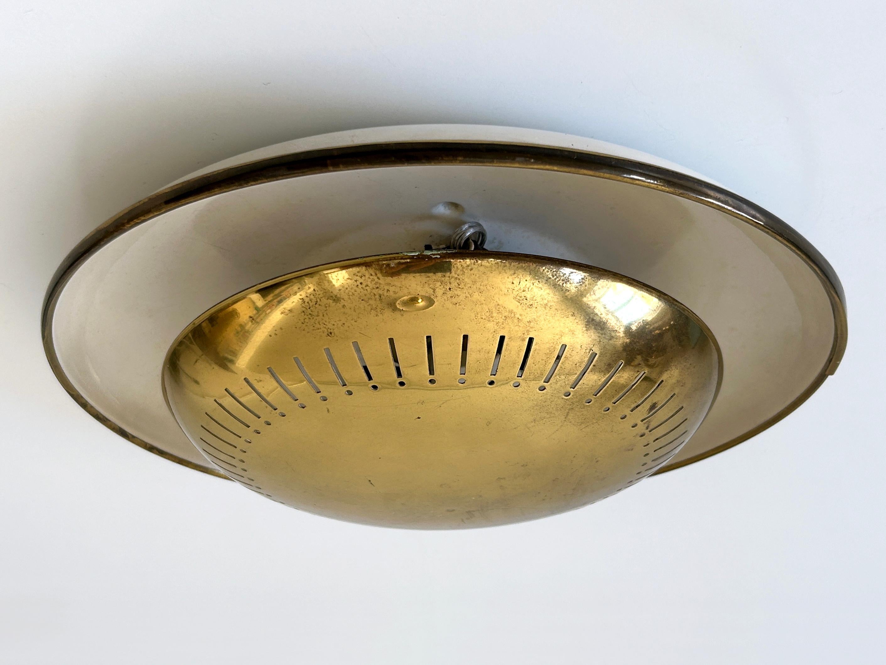 Elegante applique ou monture affleurante moderne du milieu du siècle par Hillebrand Allemagne années 1950 en vente 1
