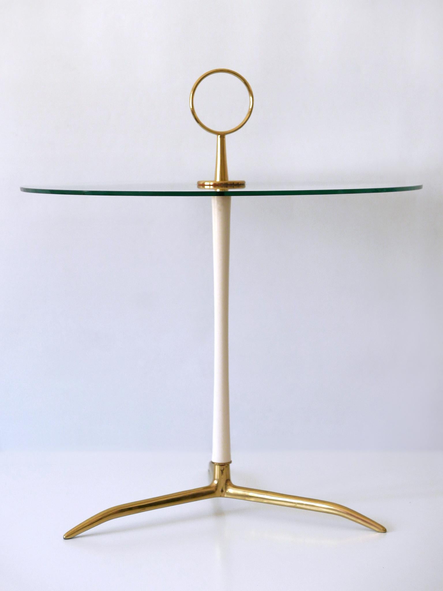 Elegant Mid-Century Modern Side Table by Vereinigte Werkstätten Germany 1950s For Sale 7