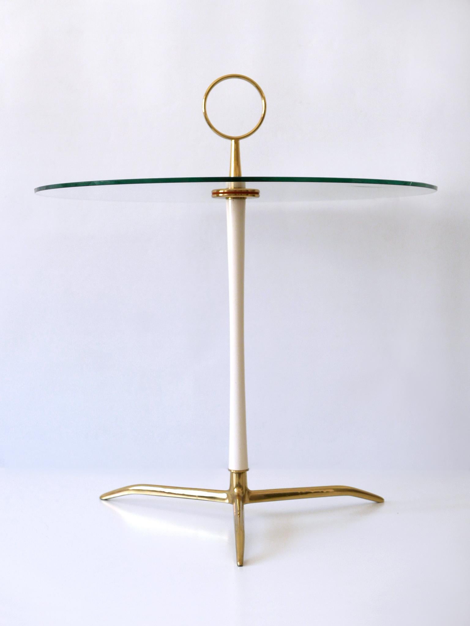 Mid-20th Century Elegant Mid-Century Modern Side Table by Vereinigte Werkstätten Germany 1950s For Sale