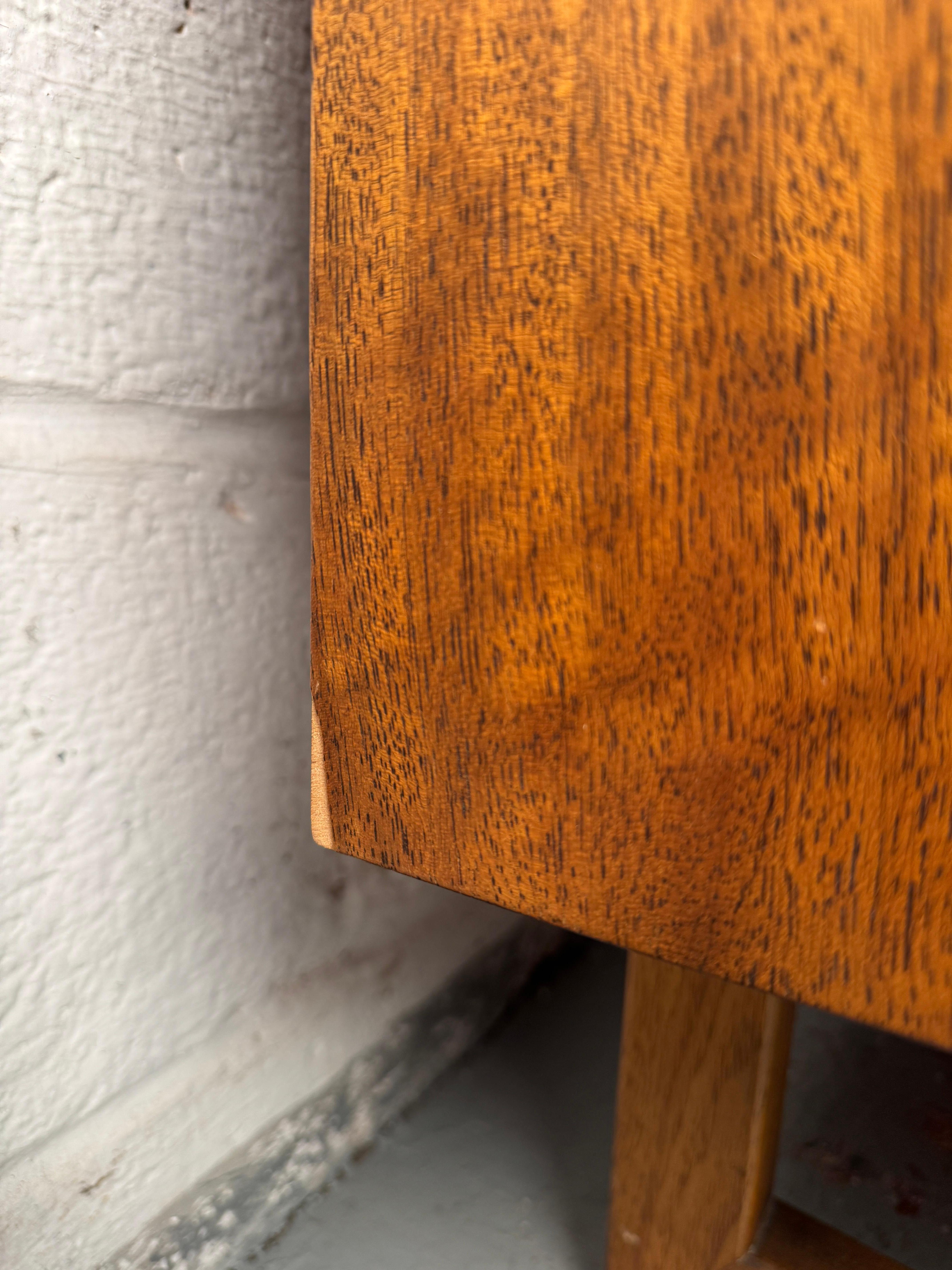 Elegant Mid-Century Modern Sideboard By Drexel For Sale 9