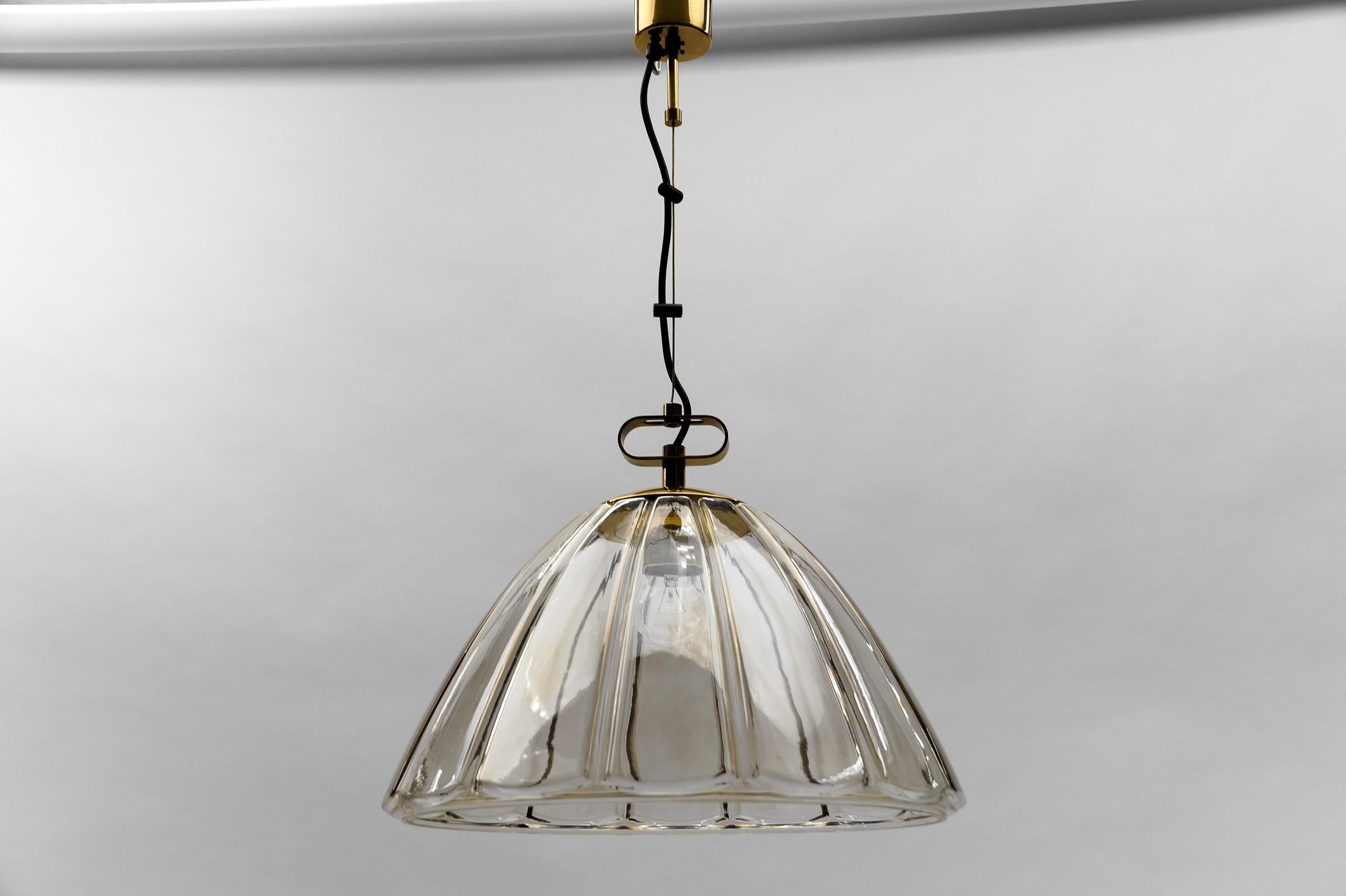 Elegant Mid-Century Modern Smoked Glass Pendant Lamp by Limburg, 1960s Germany In Good Condition For Sale In Nürnberg, Bayern