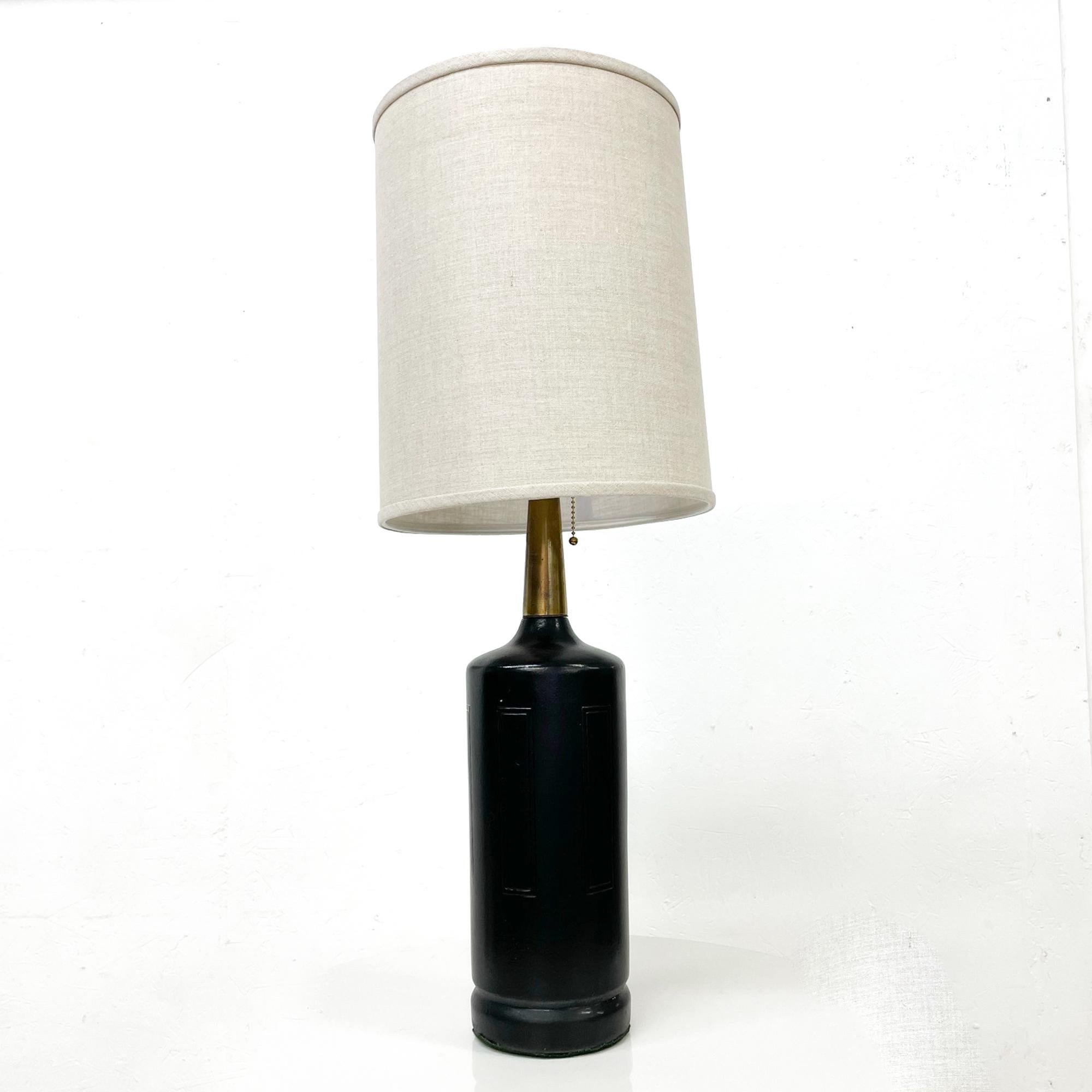 Elegant Mid-Century Modern Table Lamp Black and Gold Raymor Style 1