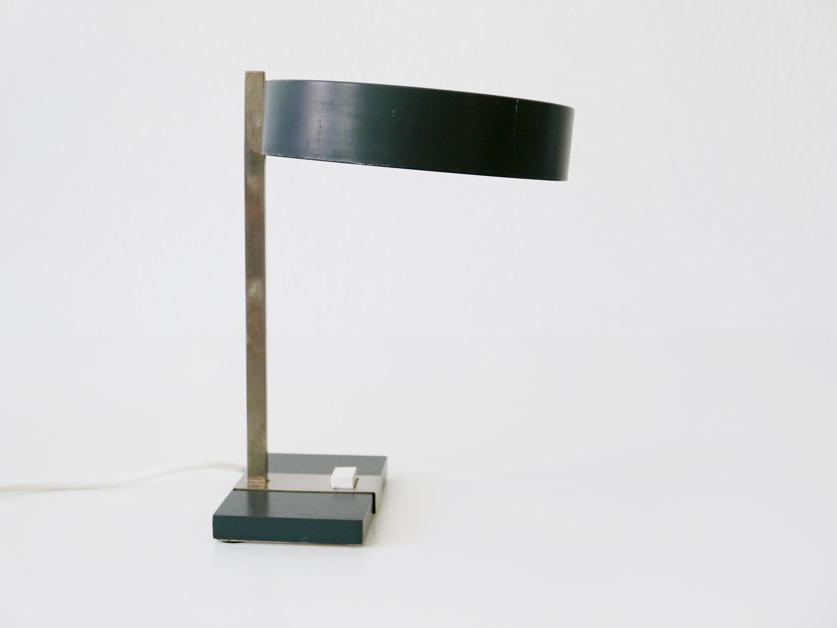 Metal Elegant Mid-Century Modern Table Lamp or Desk Light by Hillebrand, 1960s Germany For Sale