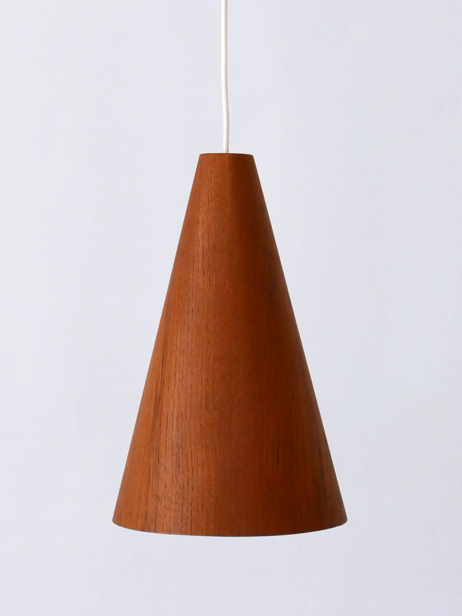 Elegant Mid Century Modern Teak Pendant Lamp or Hanging Light Scandinavia 1960s For Sale 7