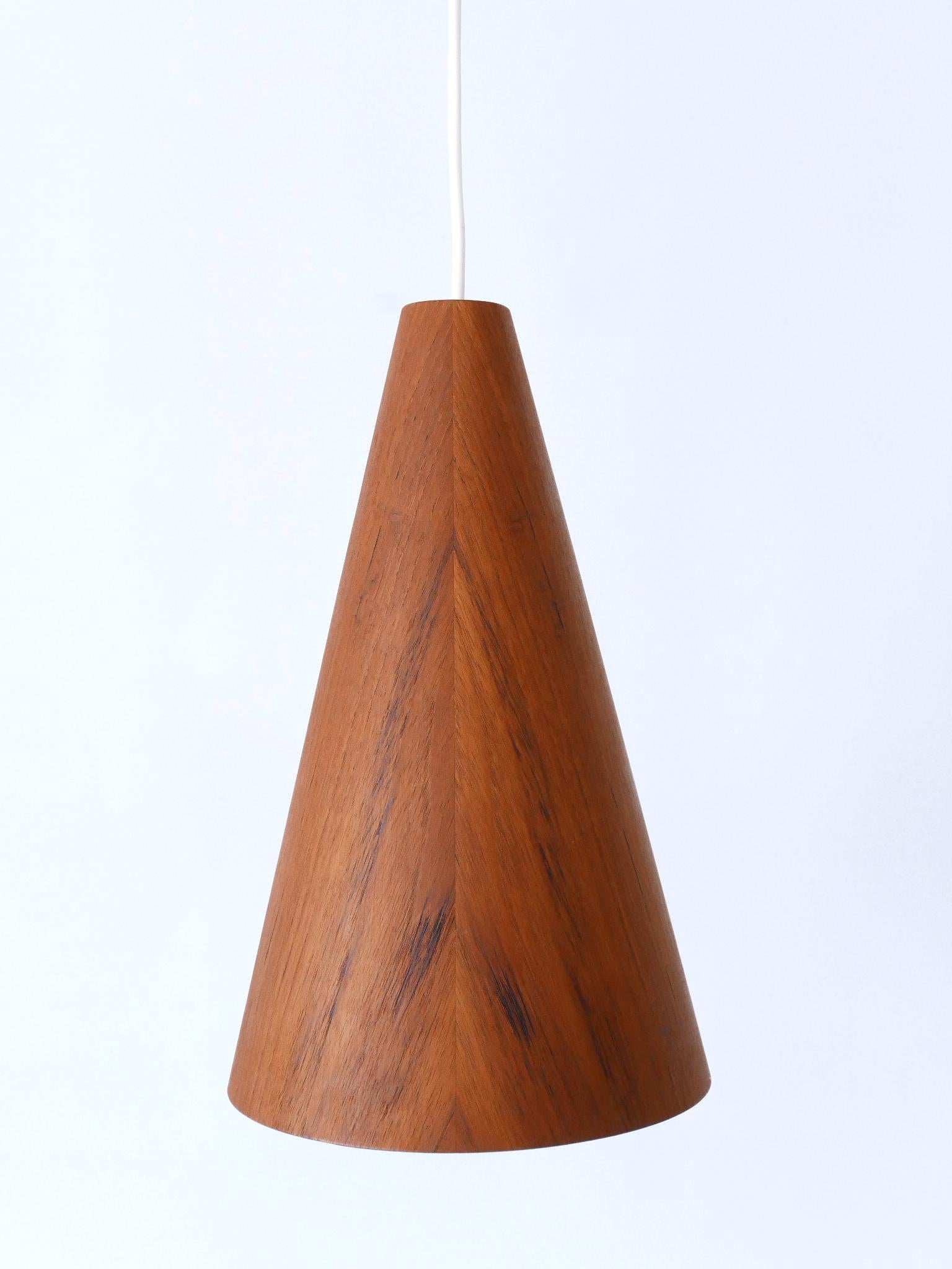 Elegant Mid Century Modern Teak Pendant Lamp or Hanging Light Scandinavia 1960s For Sale 3