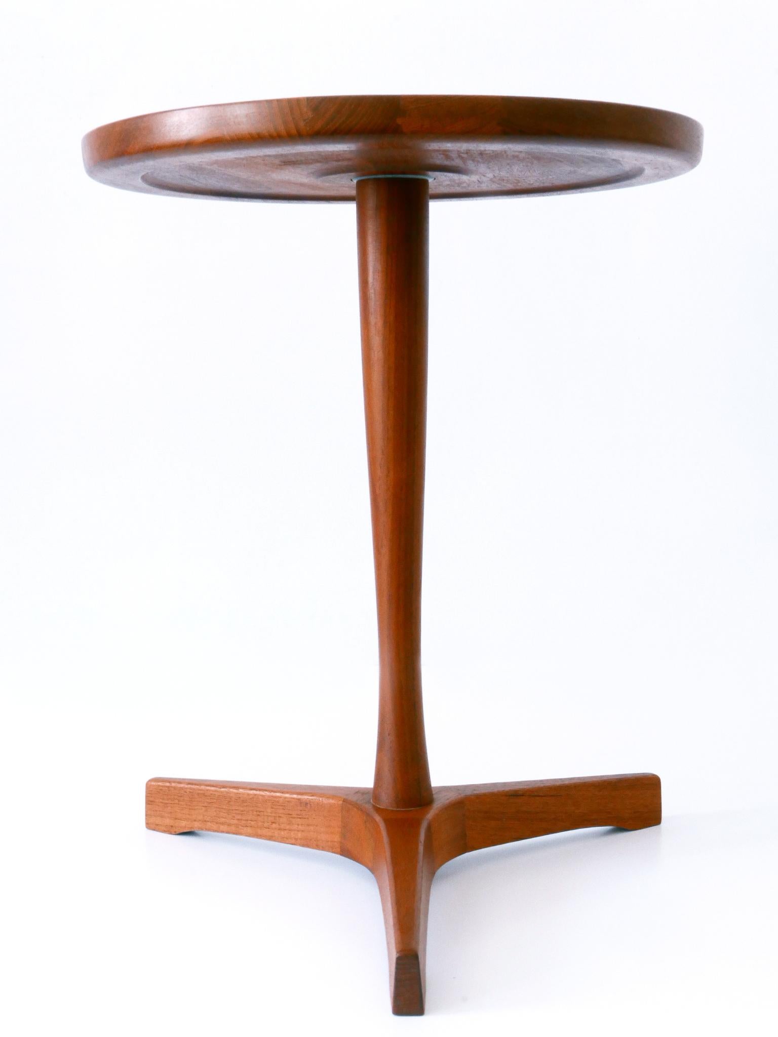 Mid-20th Century Elegant Mid-Century Modern Teak Side Table by Hans C. Andersen for Artek 1960s For Sale