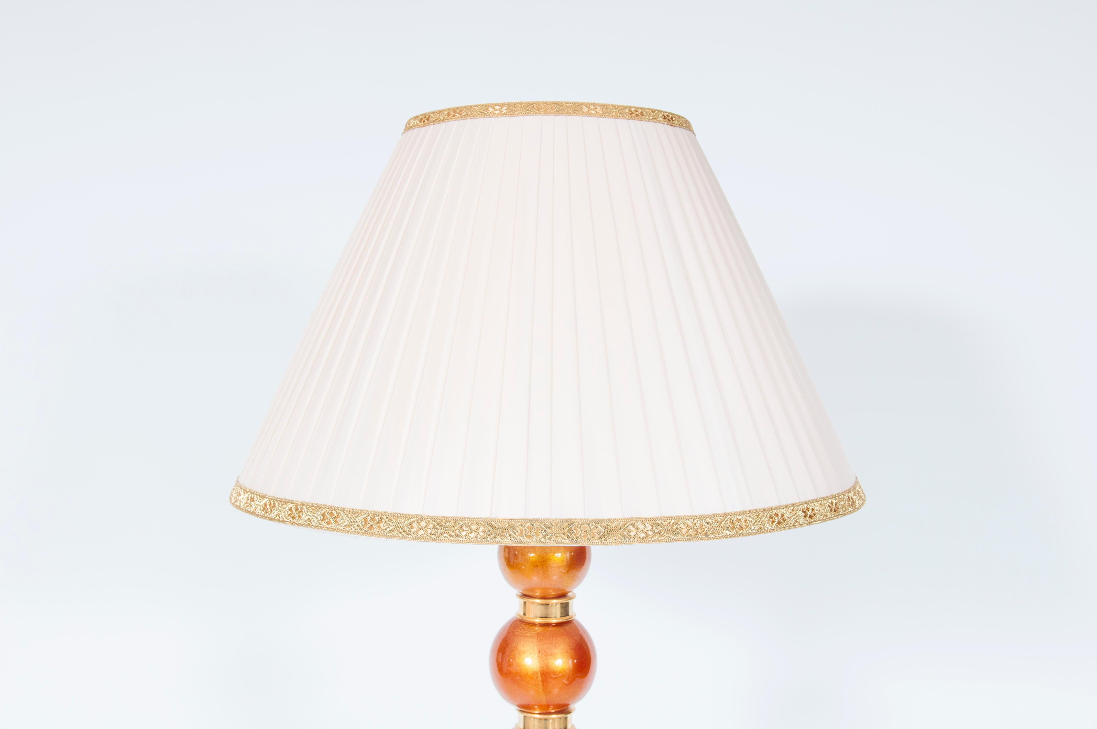 Or Elegante lampe de table en verre de Murano du milieu du siècle par Giovanni Dalla Fina en vente