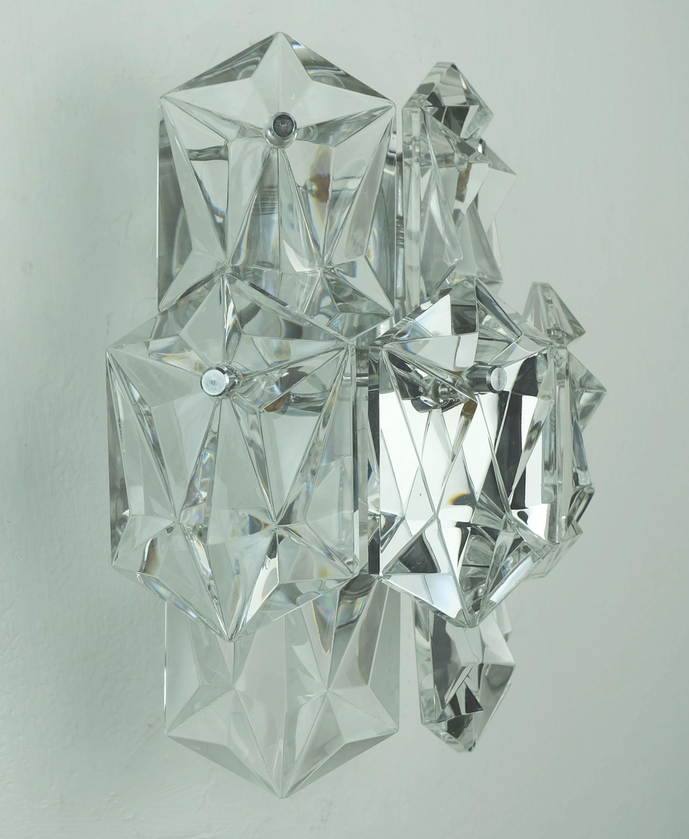 elegant mid century SCONCE crystal glass prisms and chrome by kinkeldey 1960s In Good Condition For Sale In Mannheim, DE