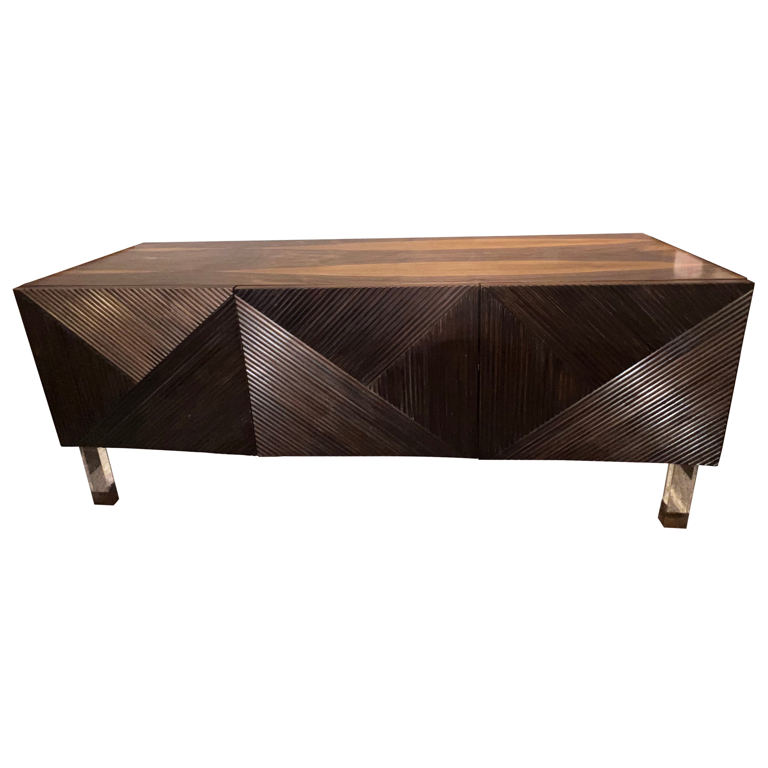 Elegance Mid-Century Sideboard en noyer