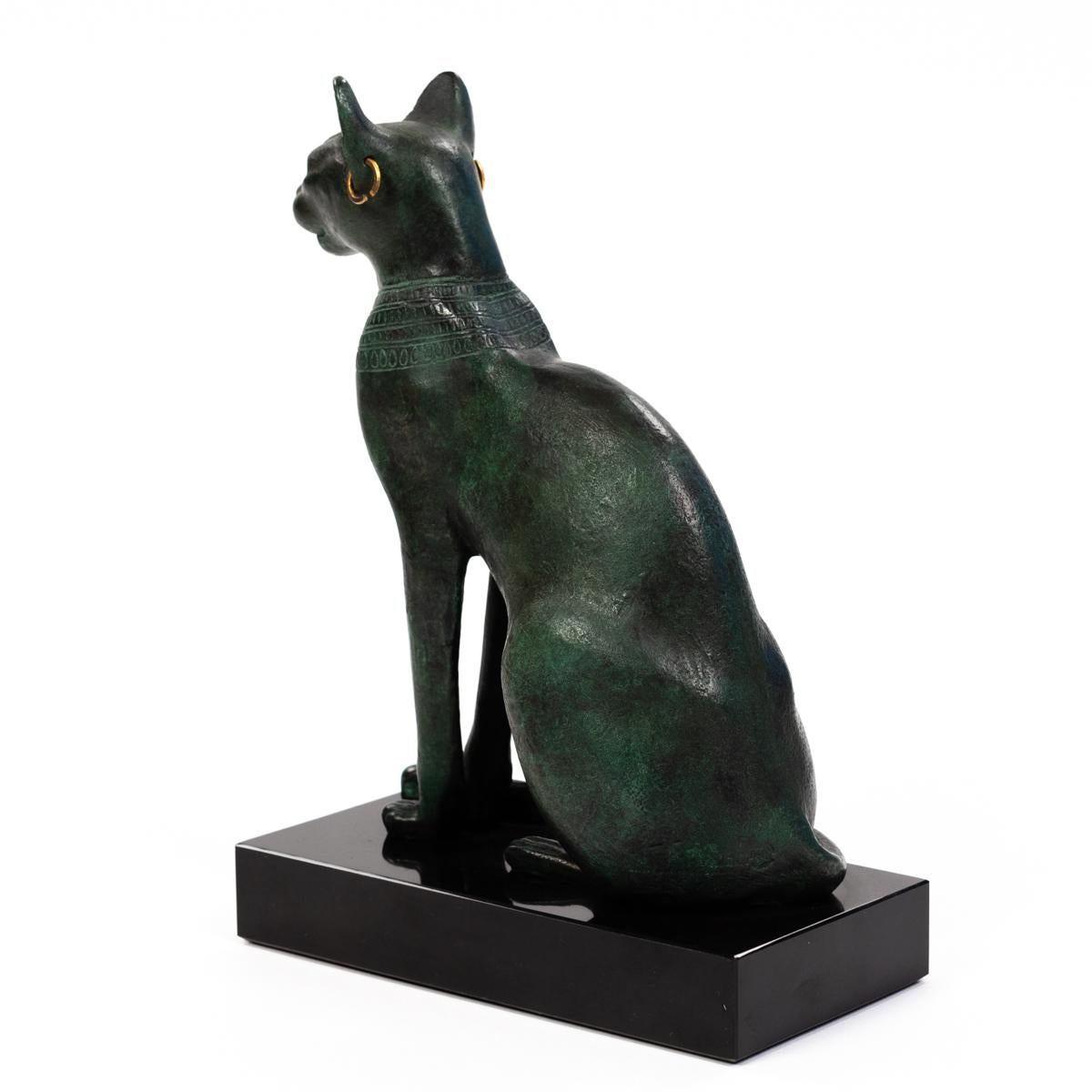 Egyptian Elegant Midcentury Sitting Bronze Bastet Sculpture on Marble Base, France, 1960s