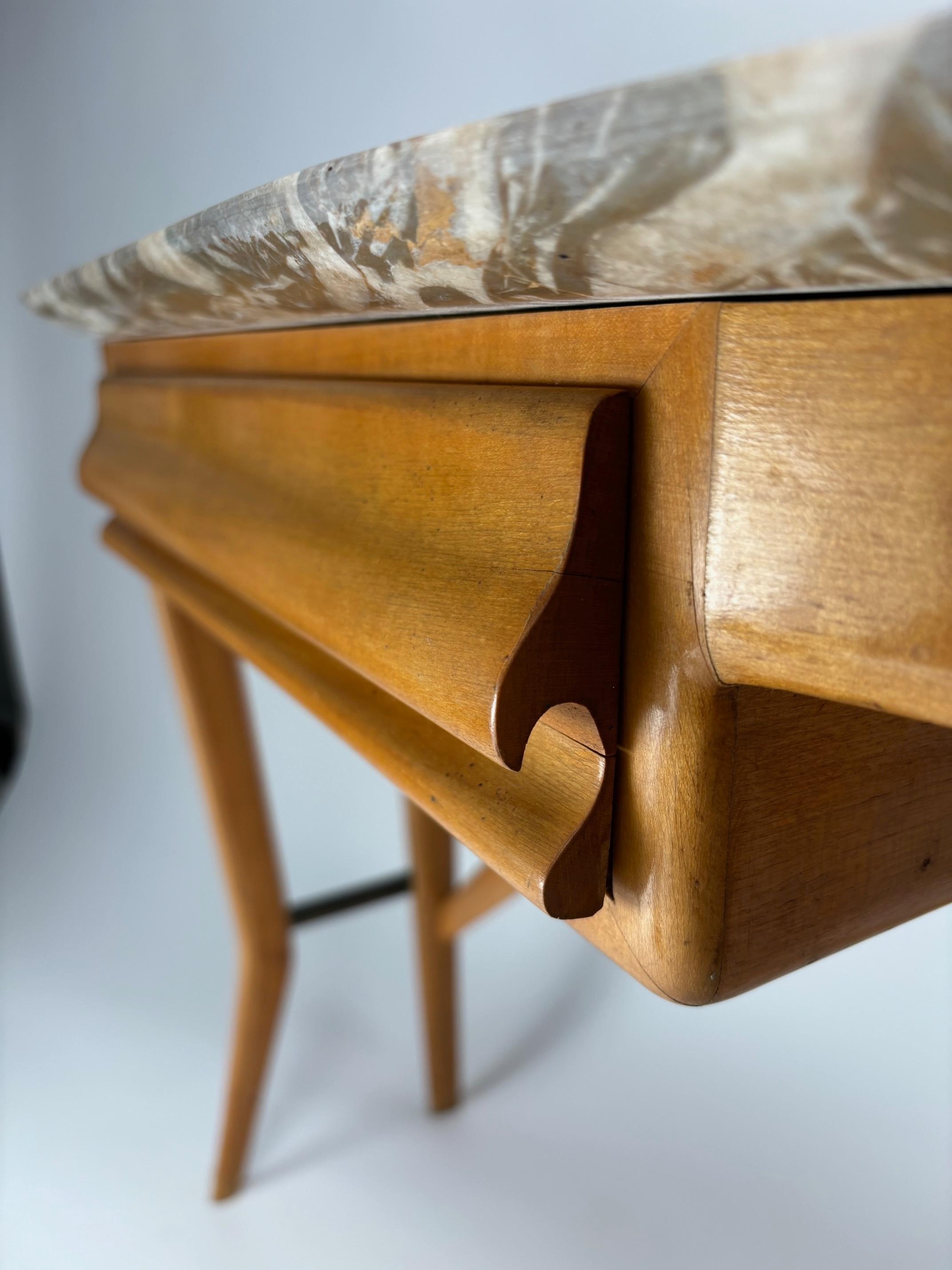 Elegant mid-century wall console table with marble top, Italy, 1950s For Sale 1