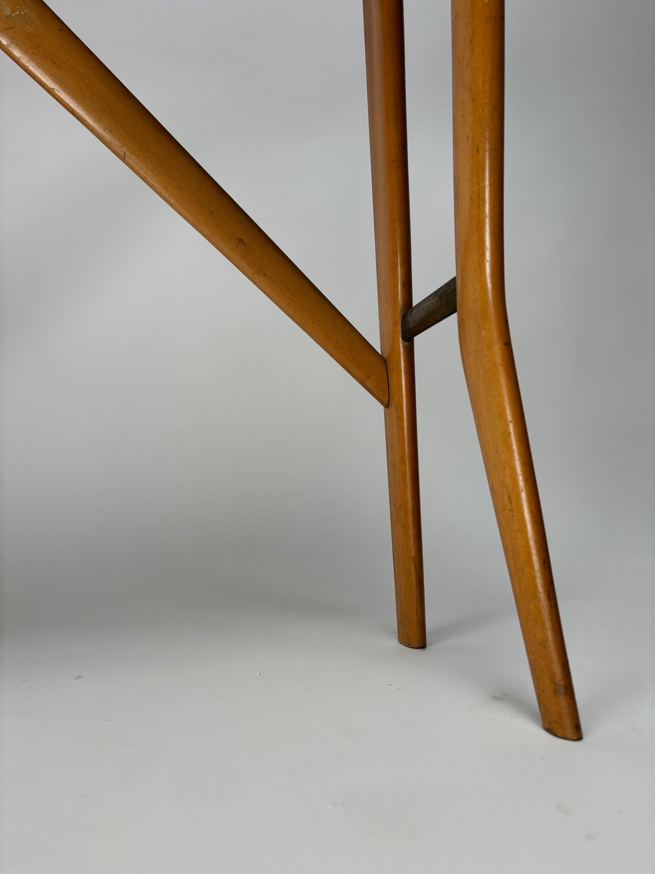 Elegant mid-century wall console table with marble top, Italy, 1950s For Sale 2
