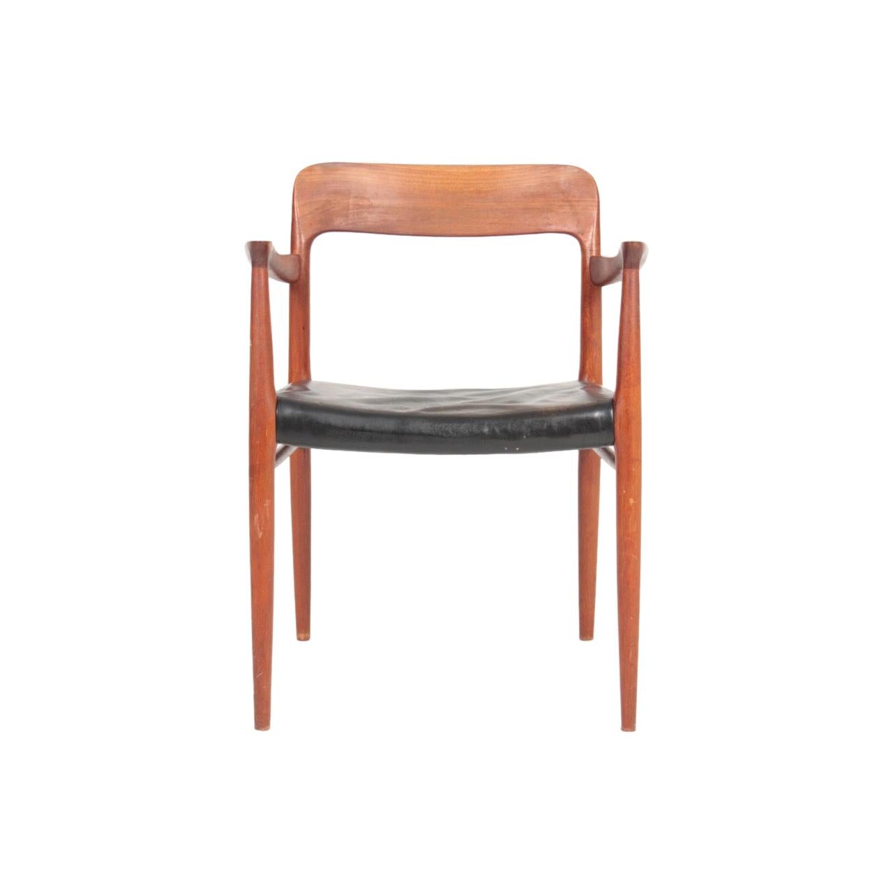 Elegant Midcentury Armchair in Teak and Patinated Leather by N.O Moeller