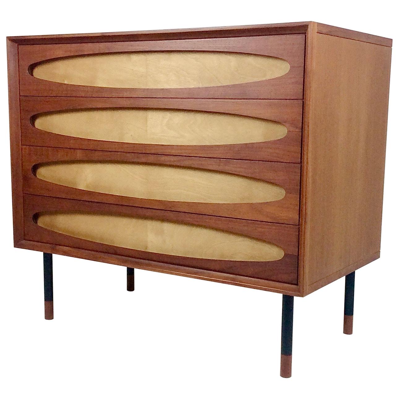 Elegant Midcentury Chest of Drawers, for Bazzani, circa 1955, Italy