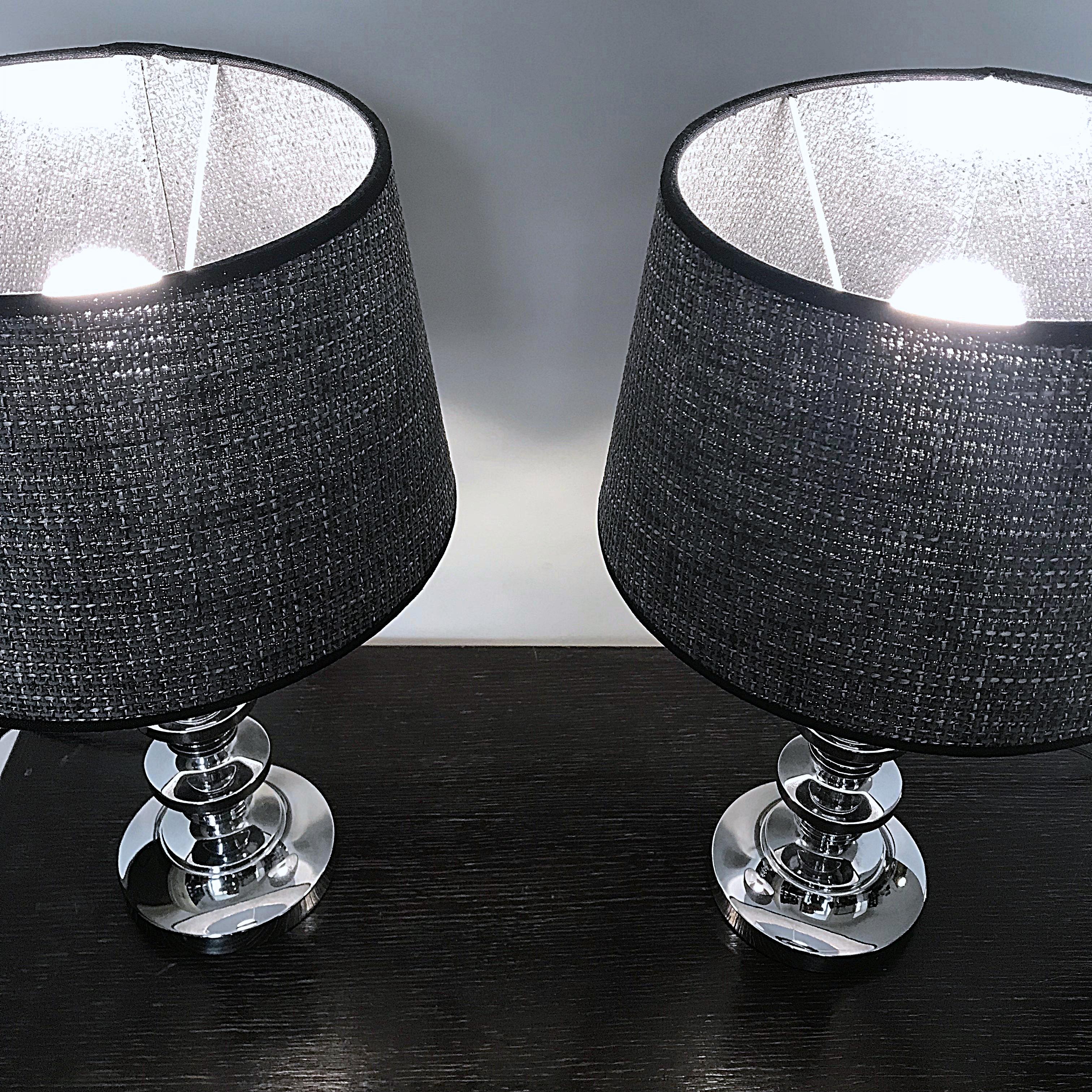 Elegant Midcentury Chrome Table Lamps Attributed to Sciolari, 1970s, Italy In Excellent Condition In Biebergemund, Hessen