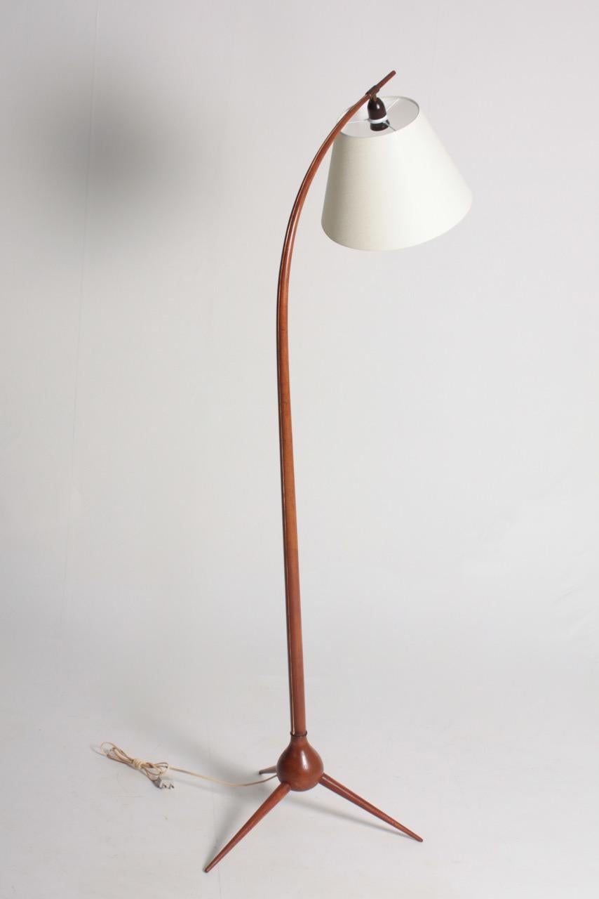 Elegant Midcentury Floor Lamp by Severin Hansen, Made in Denmark, 1950s 3