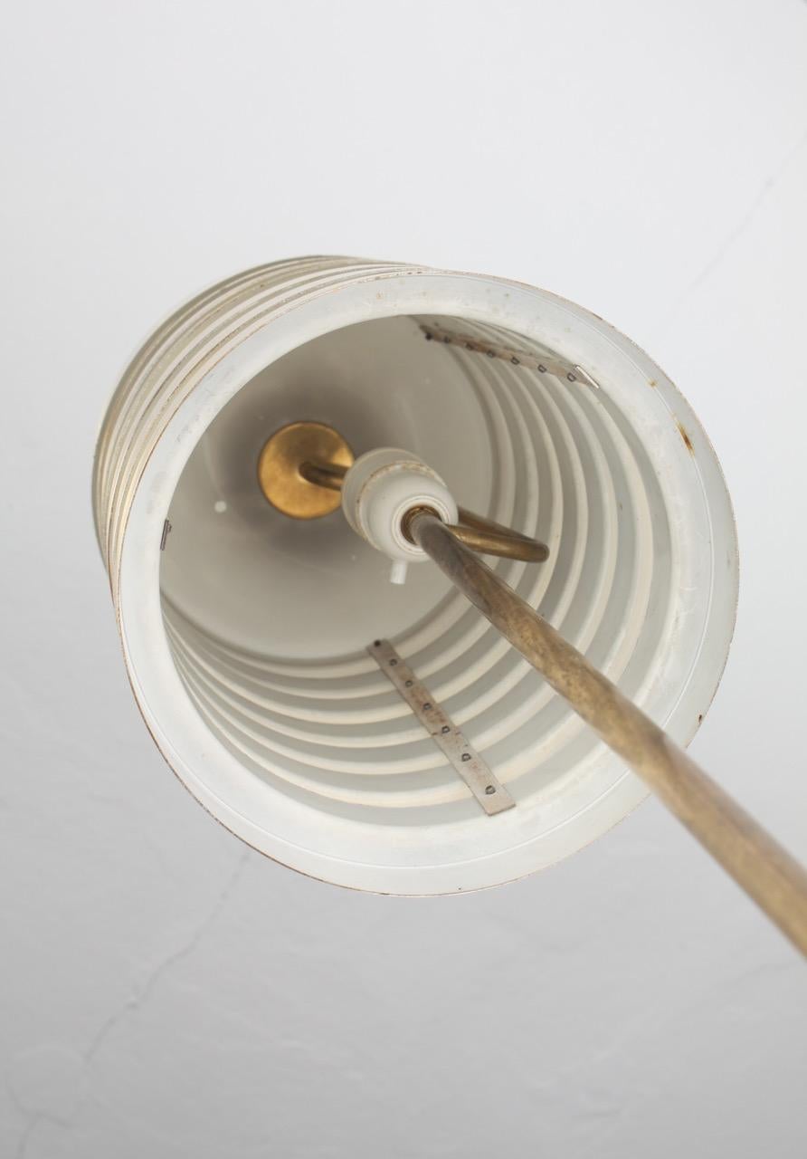 Mid-20th Century Elegant Midcentury Floor Lamp in Brass by Hans Agne Jacobsson, Made in Sweden
