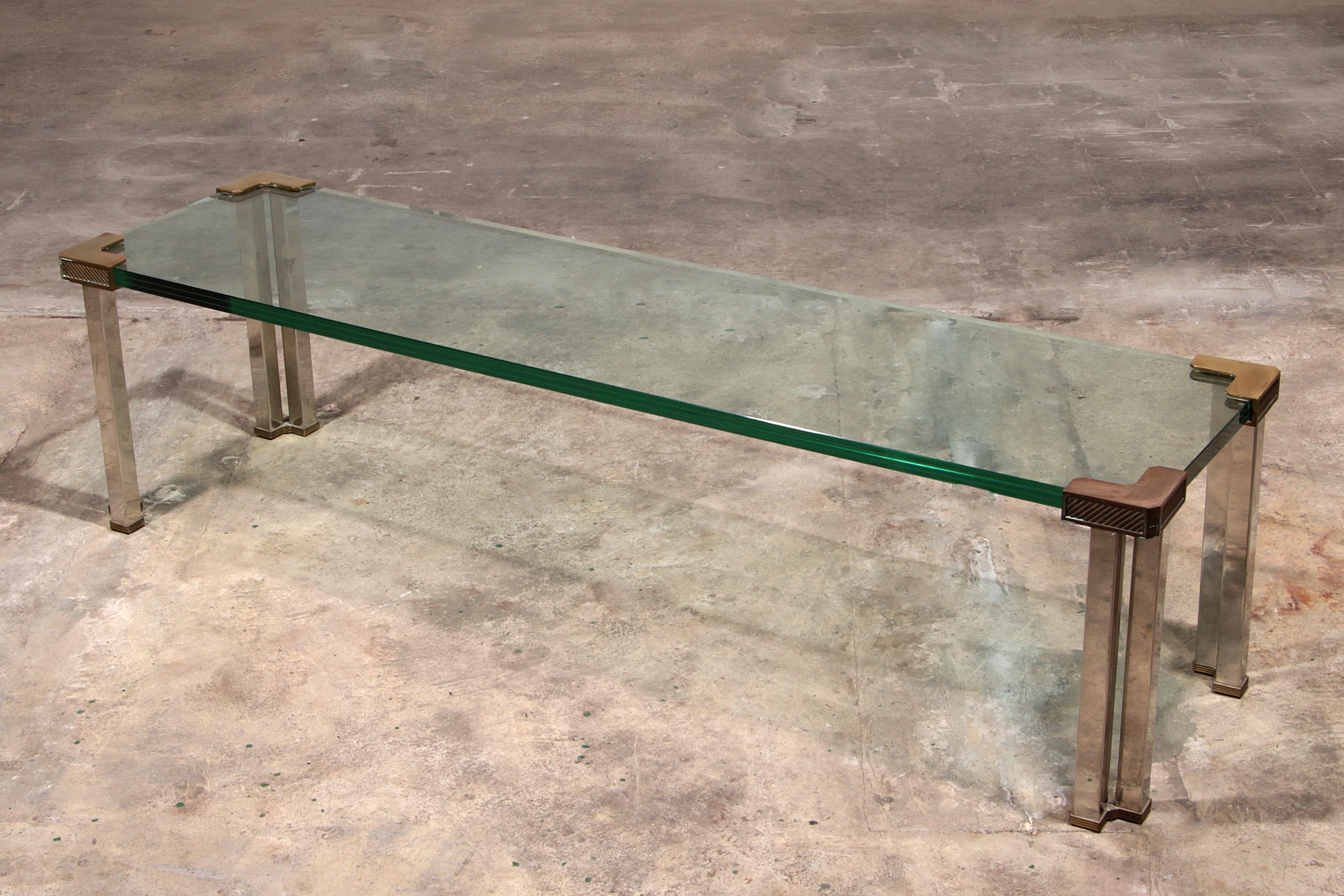 Mid-Century Modern Elegance Midcentury Side Table by Peter Ghyczy en vente