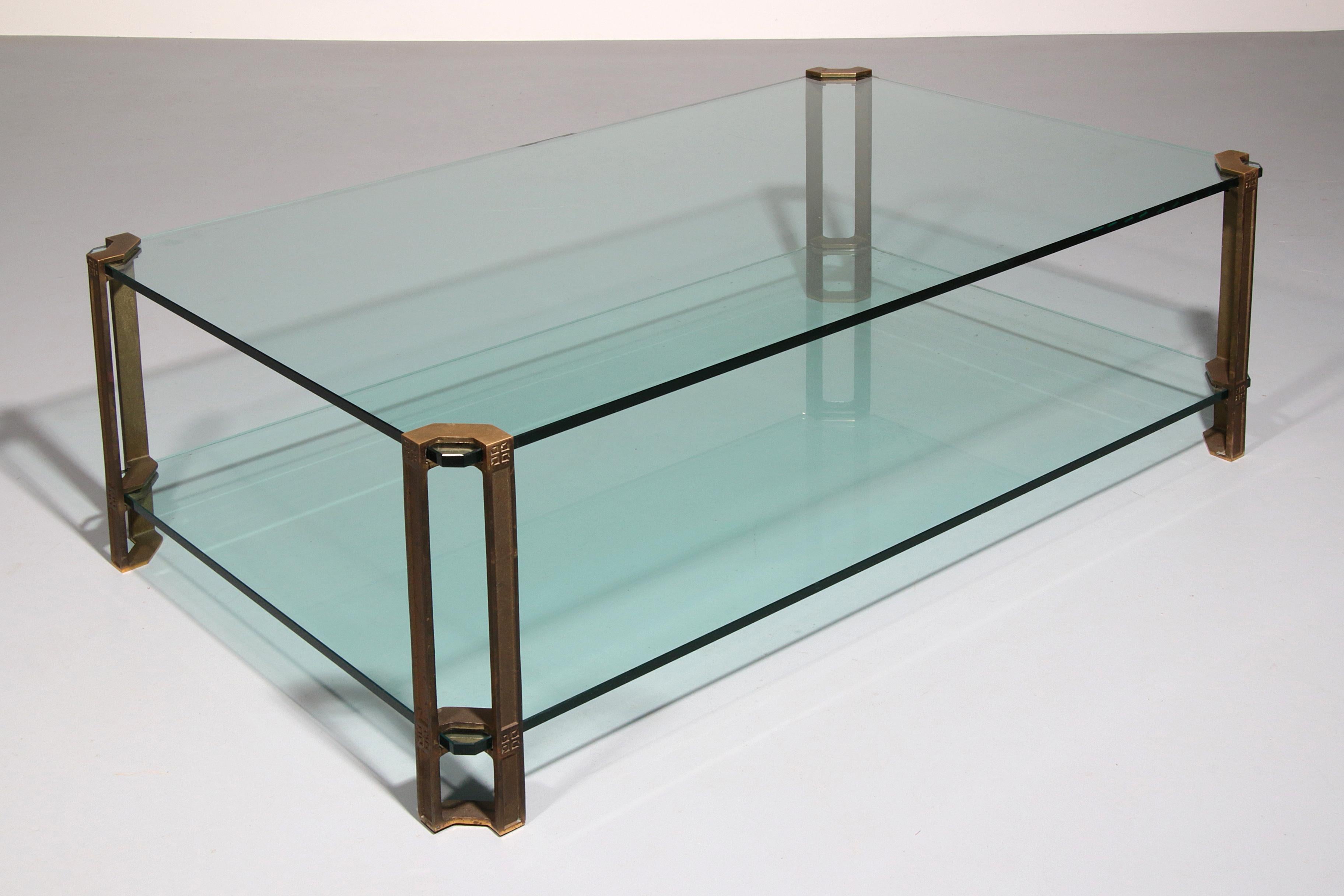 Elegante mesa de mediados de siglo de Peter Ghyczy Modelo T24 Moderno de mediados de siglo en venta
