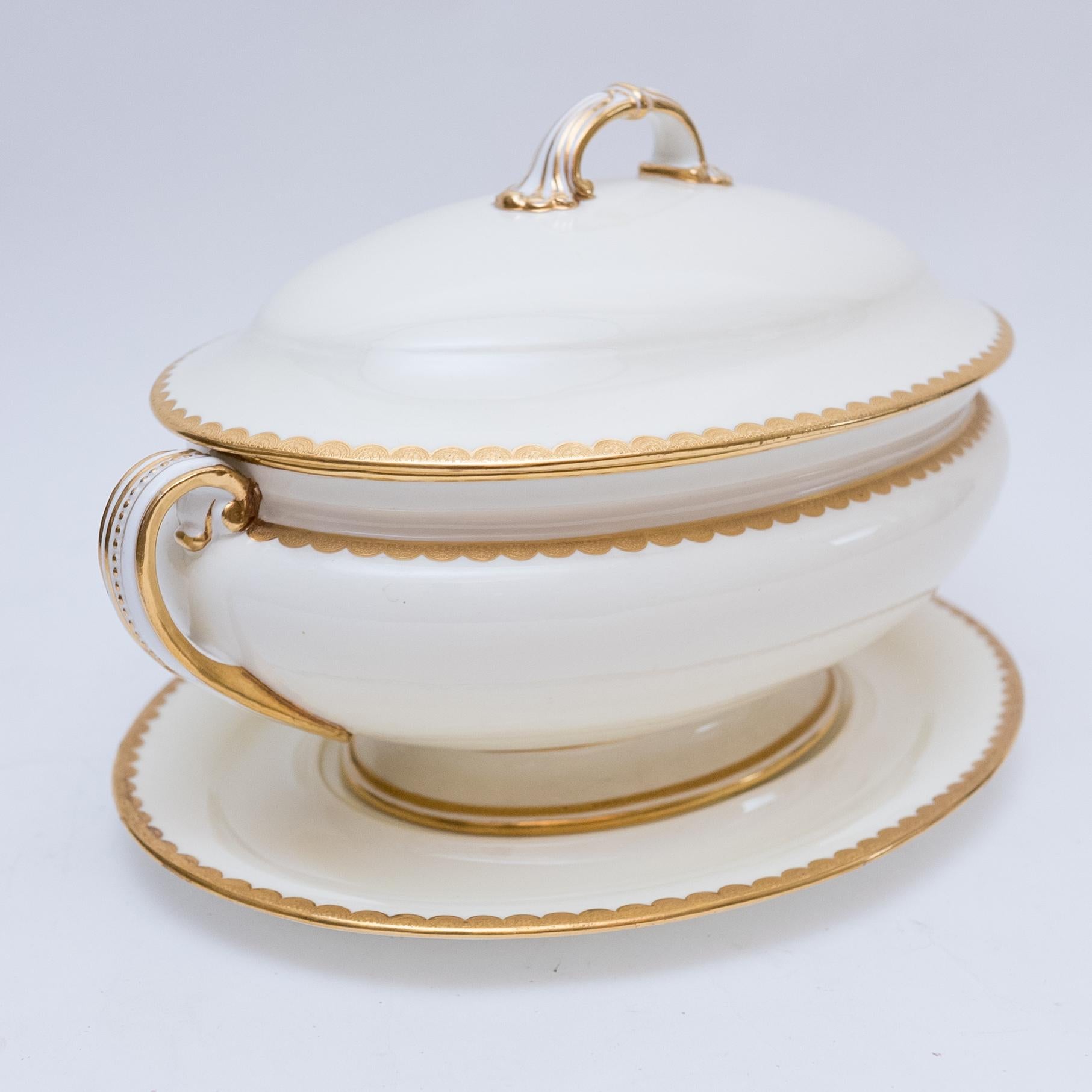 Elegant Minton England Soup Tureen and Platter. Scalloped Gilt Design Circa 1920 3