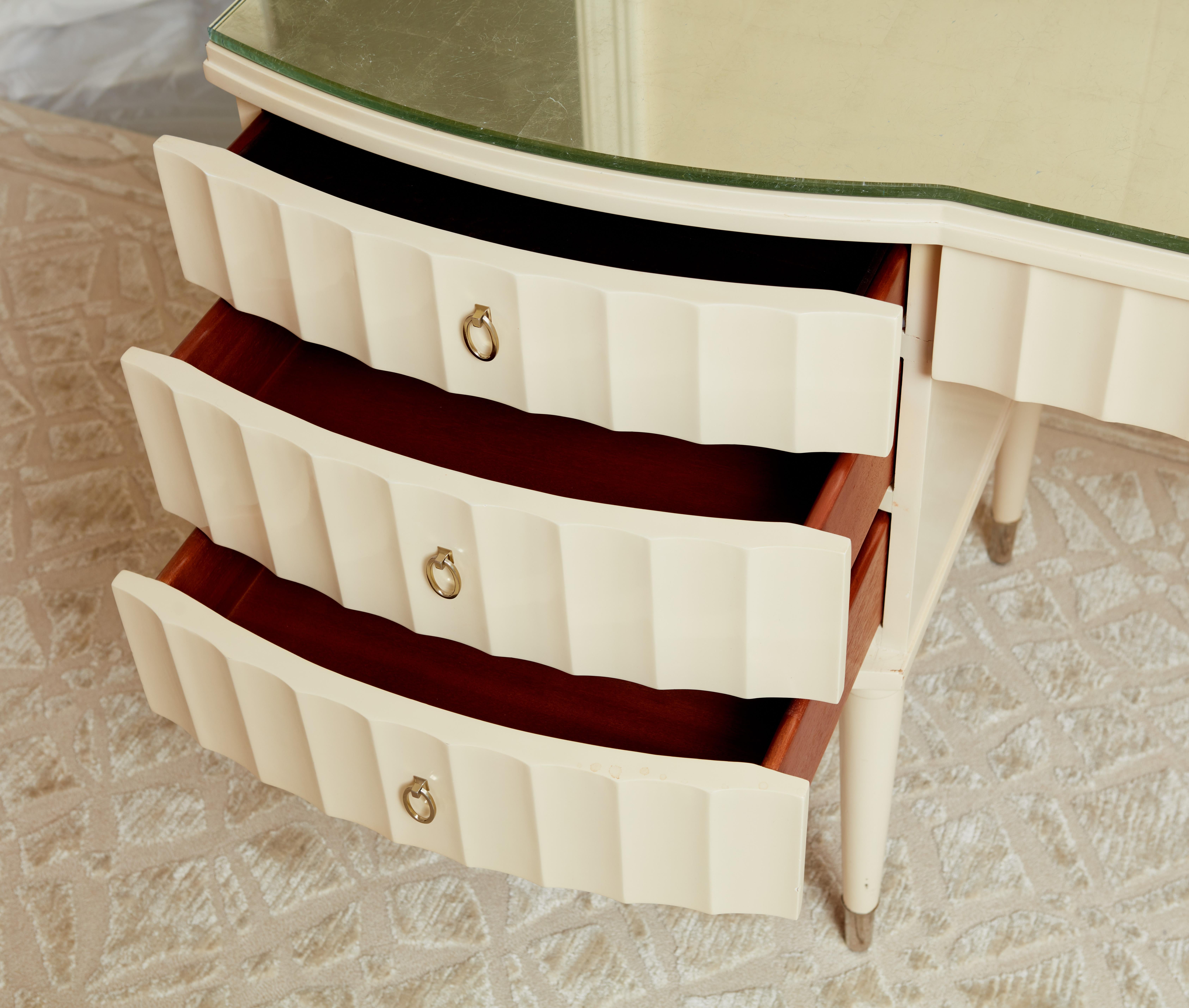 Elegant Mirror Topped Dressing Table, by Barbara Barry In Excellent Condition In Lyndhurst, NJ