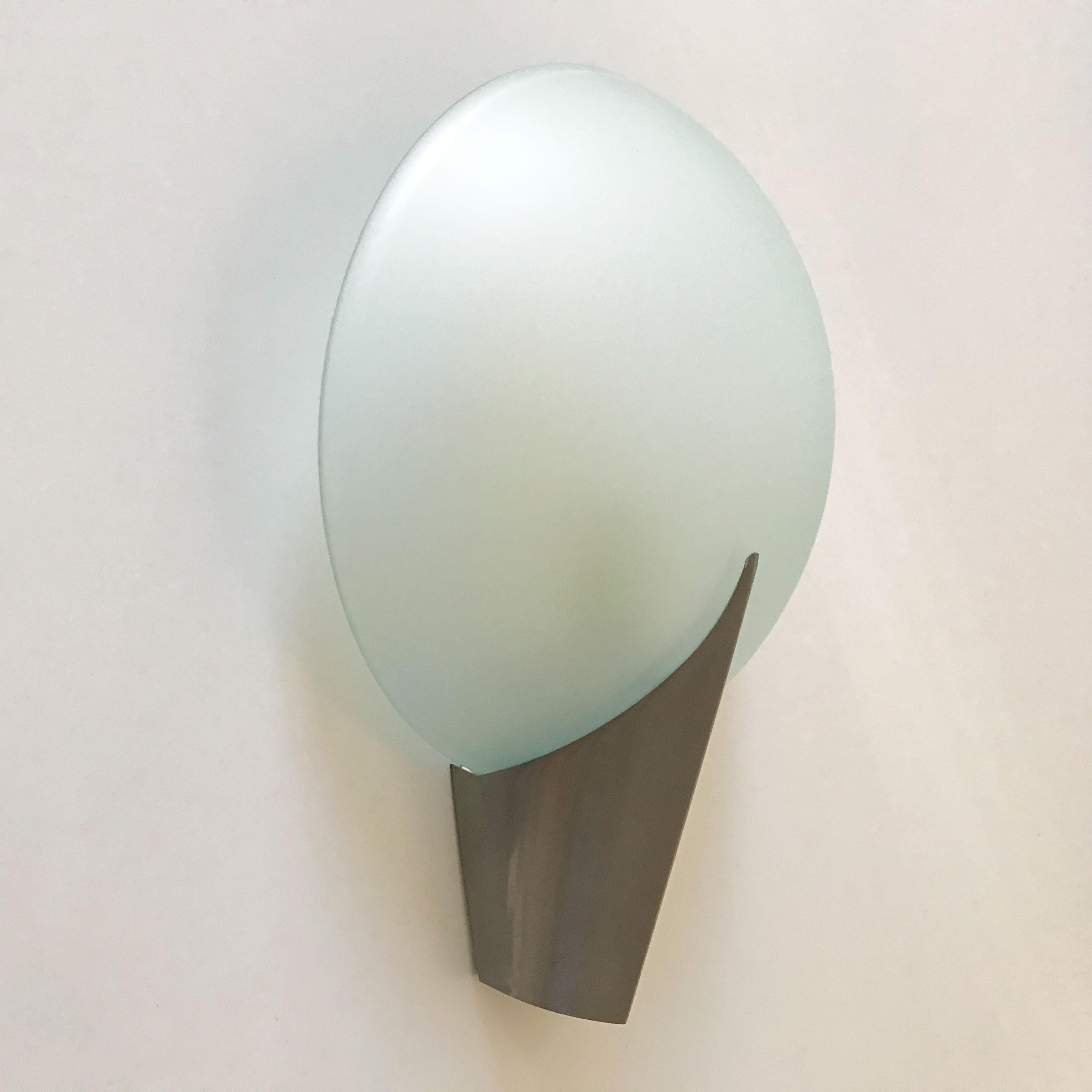 Austrian Elegant Modernist Wall Lamp or Sconce by J.T. Kalmar, Austria For Sale