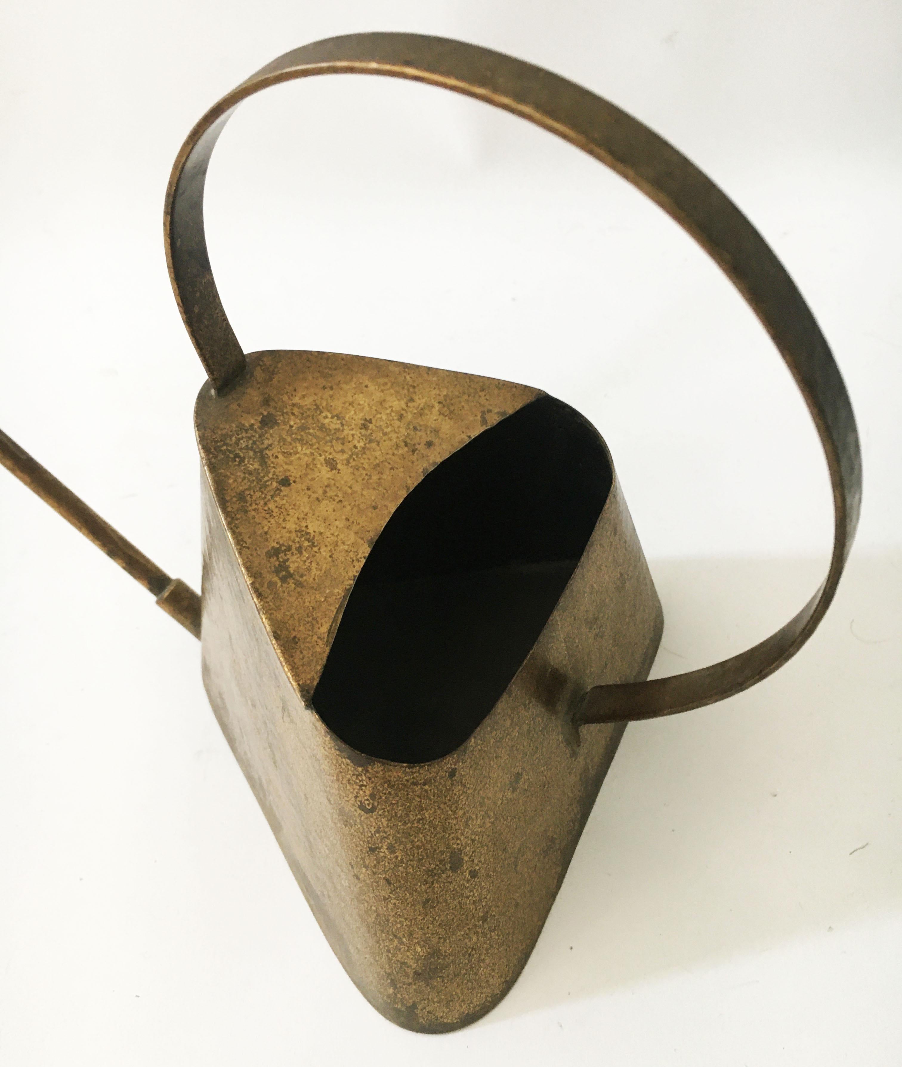 Elegant Modernist Watering Can, Patinated Brass Hammered Style, Austria 1950s 1