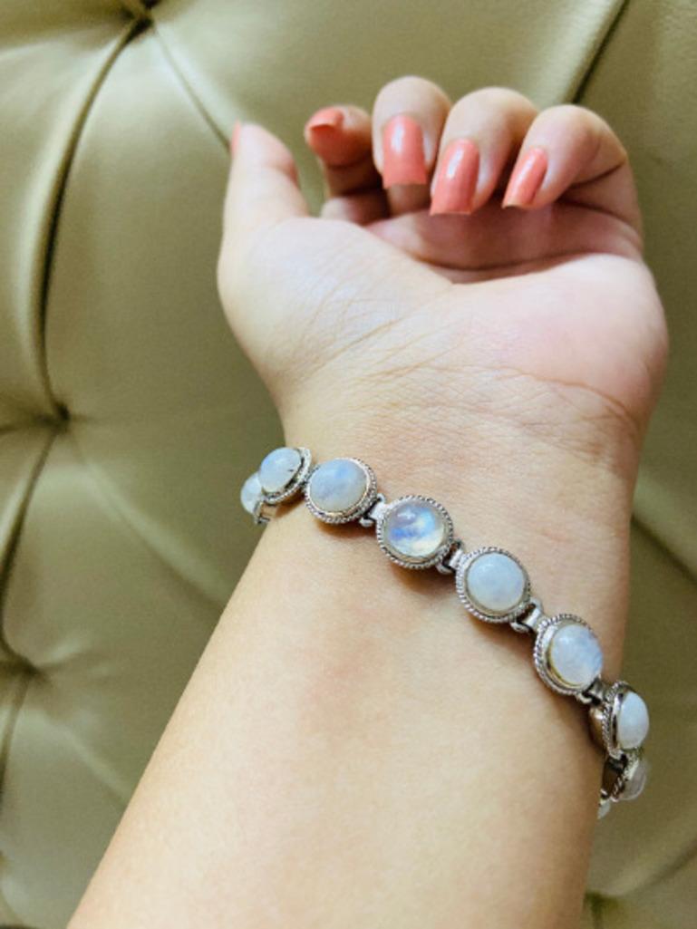 Round Cut Elegant Moonstone Sterling Silver Everyday Tennis Bracelet for Mom Gift Jewelry For Sale