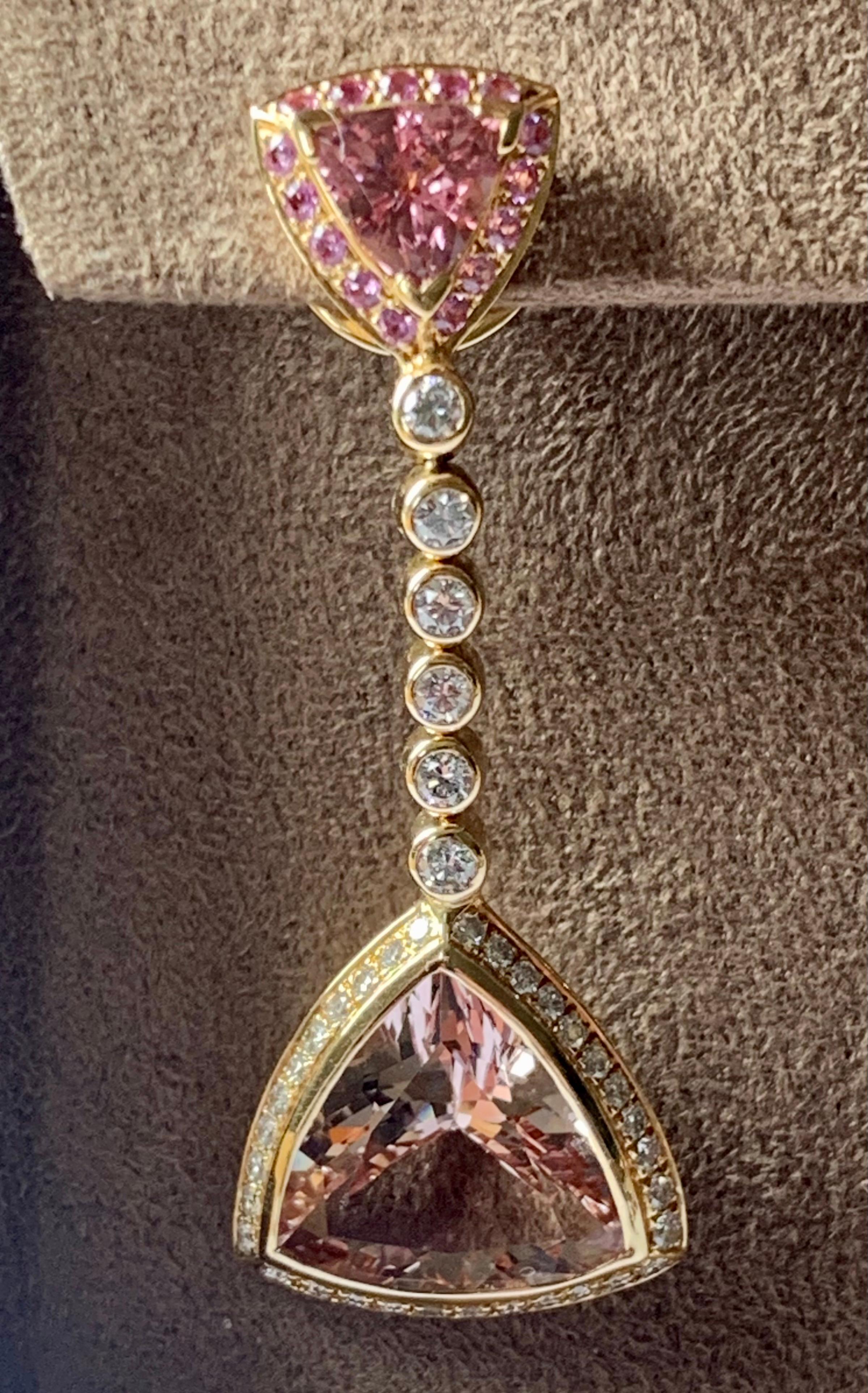 Elegant Morganite Diamond Pink Sapphire Earrings Gubelin, Switzerland In Good Condition For Sale In Zurich, Zollstrasse