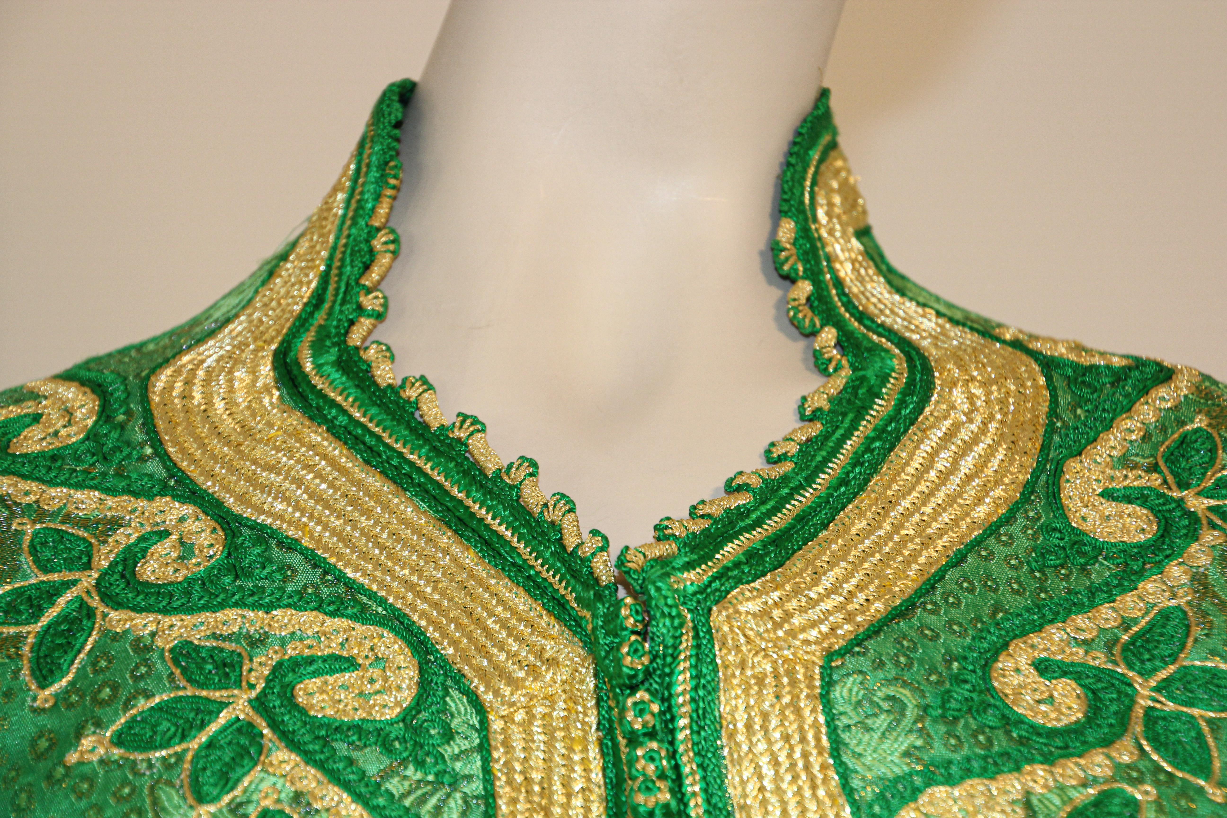 1960s Moroccan Caftan Emerald Green and Gold Metallic Brocade Kaftan For Sale 3