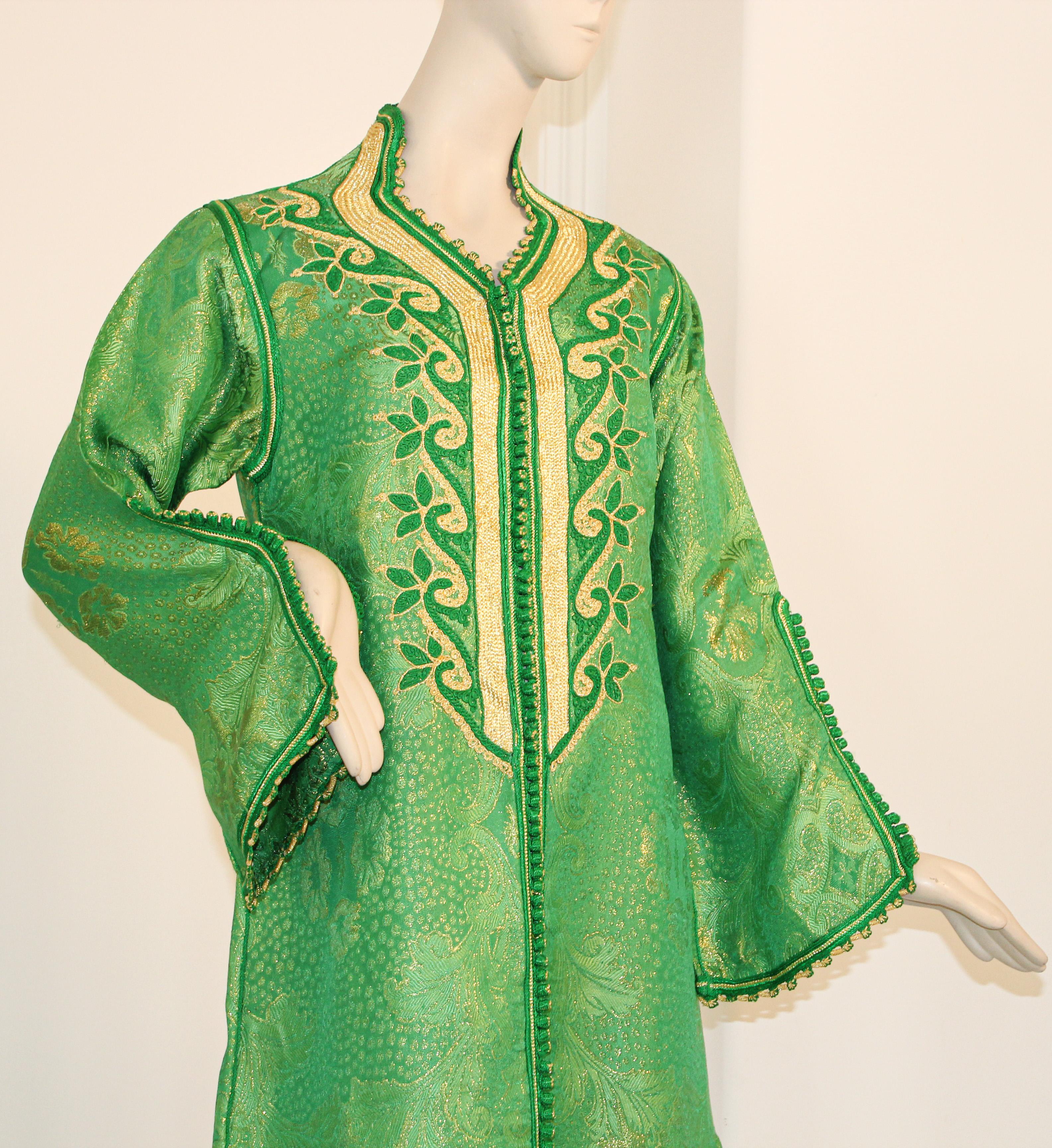 1960s Moroccan Caftan Emerald Green and Gold Metallic Brocade Kaftan For Sale 6