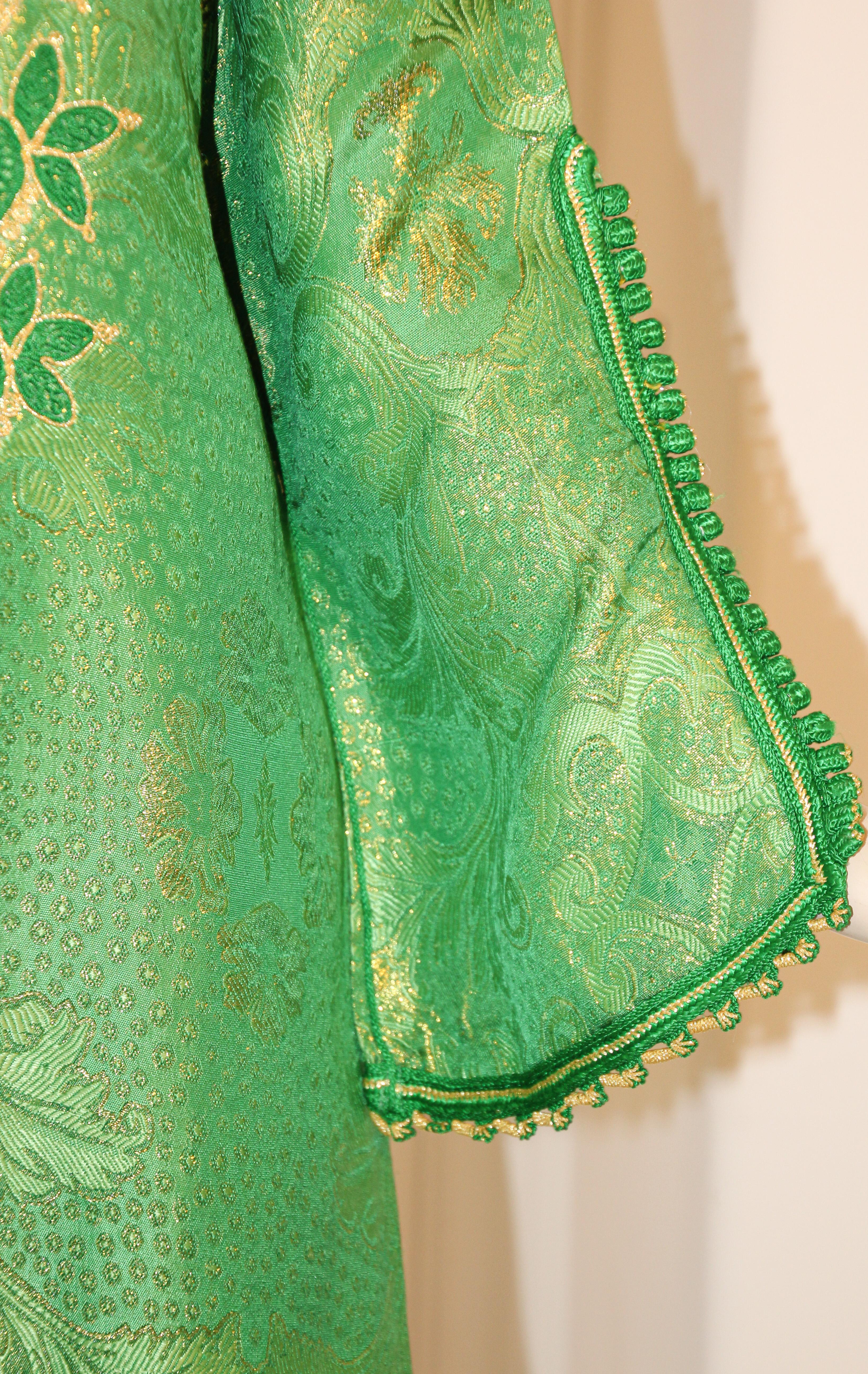 20th Century Elegant Moroccan Caftan Emerald Green and Gold Metallic Brocade For Sale