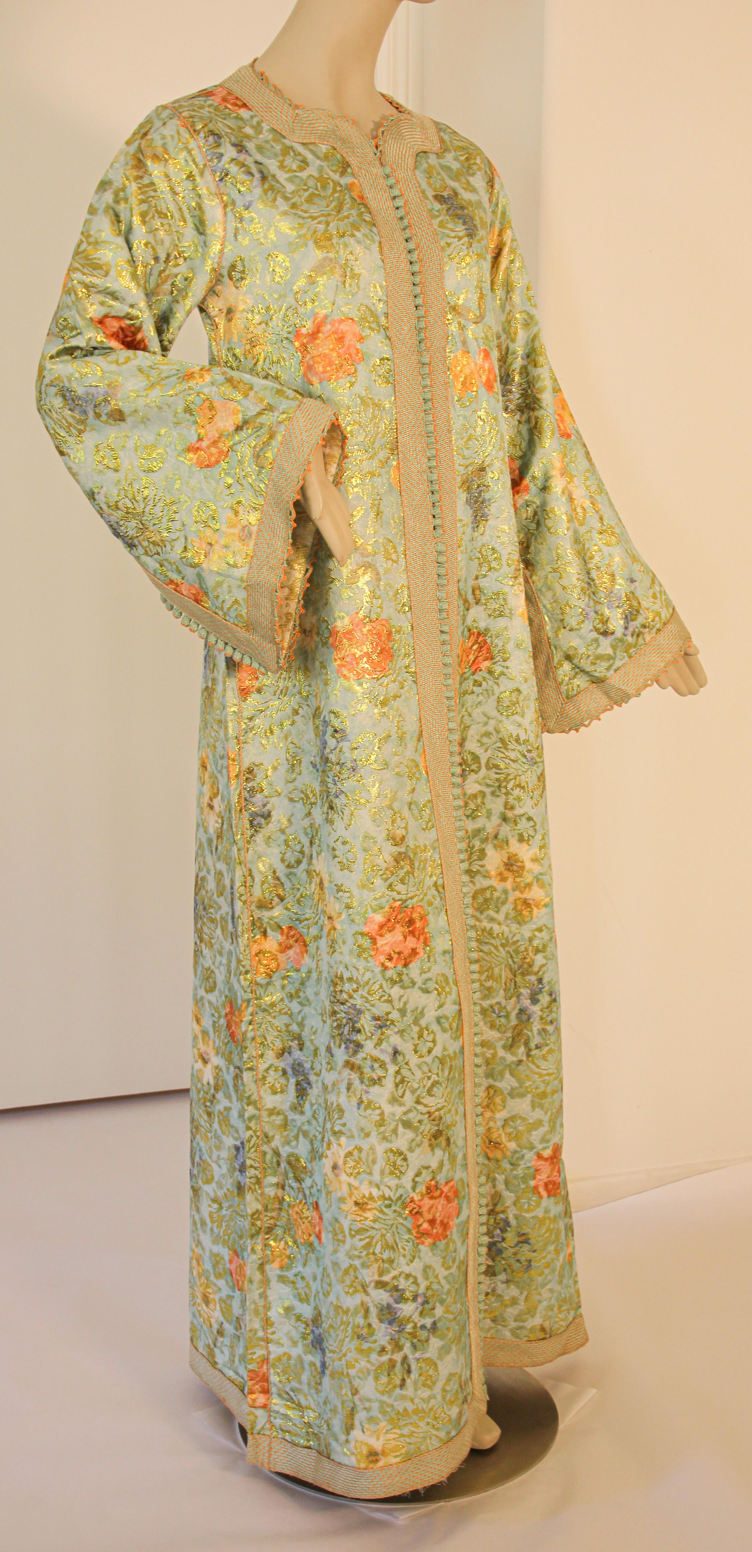 Elegant Moroccan Caftan Lime Green and Gold Metallic Floral Brocade In Good Condition In North Hollywood, CA