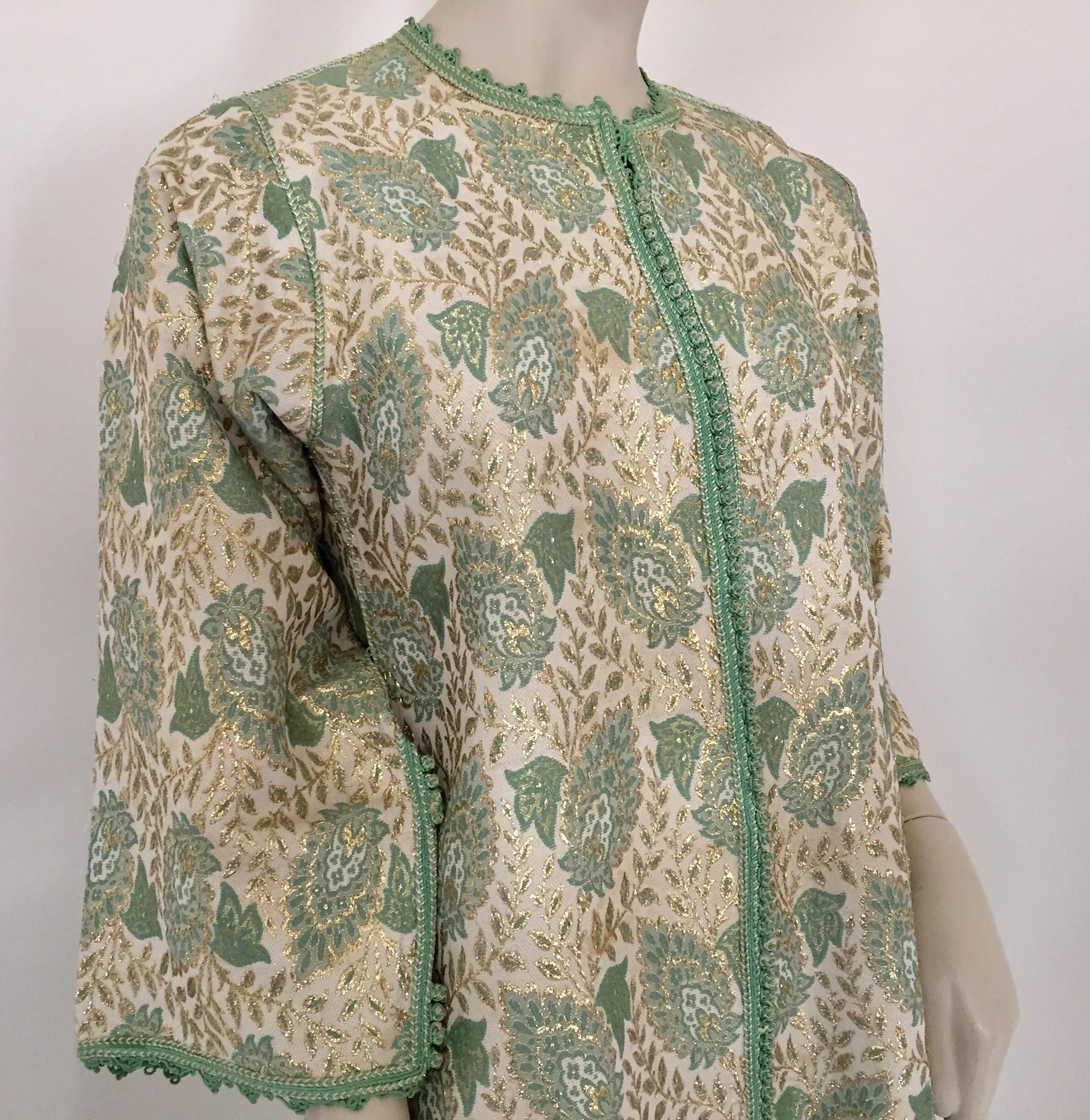 Elegant Moroccan Caftan Green and Silver and Gold Metallic Floral Brocade For Sale 3