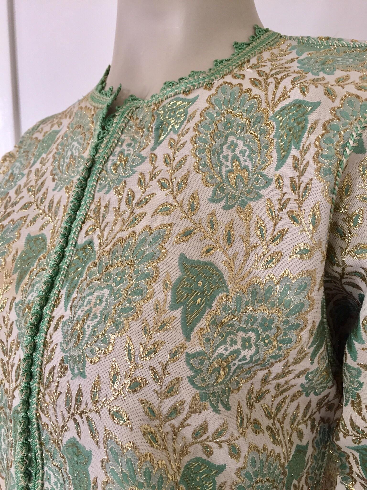 Elegant Moroccan Caftan Lime Green and Silver and Gold Metallic Floral Brocade For Sale 7