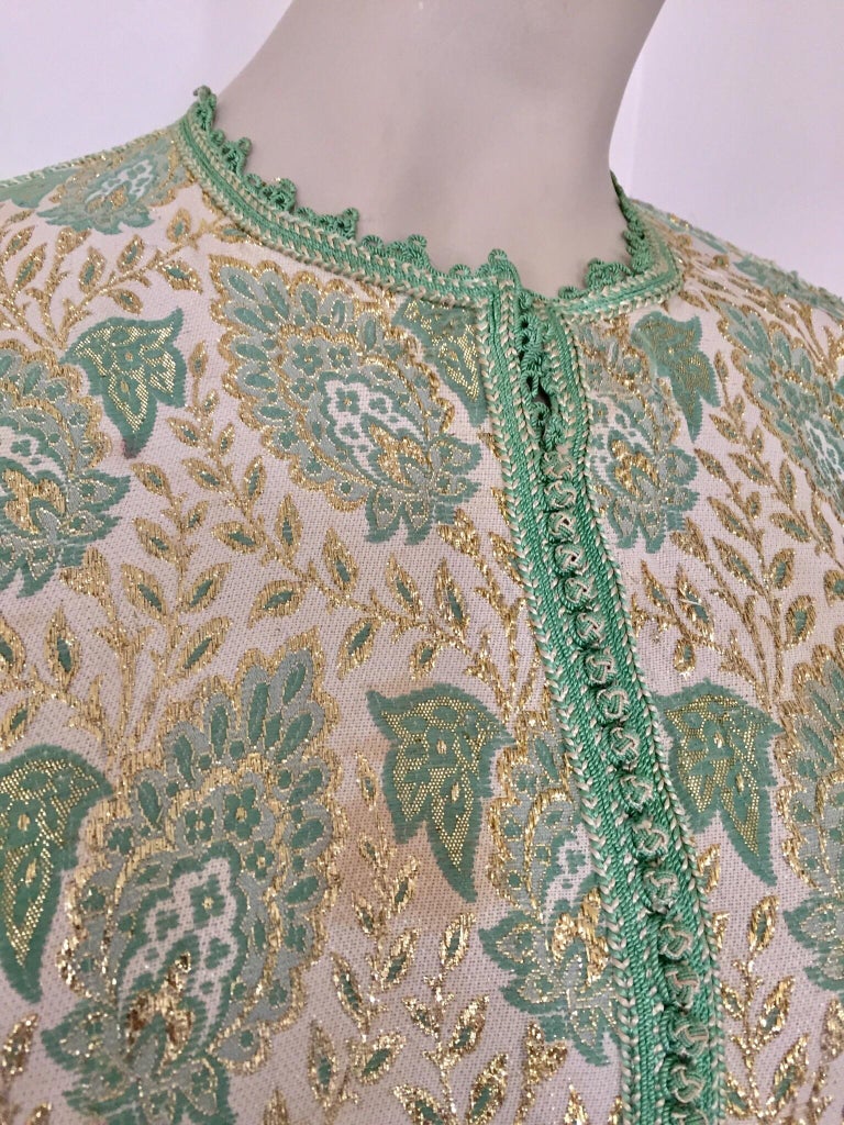 Elegant Moroccan Caftan Lime Green and Silver and Gold Metallic Floral Brocade For Sale 1