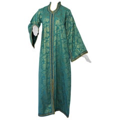 Elégant Caftan Marocain Turquoise Métallique Brocart Floral