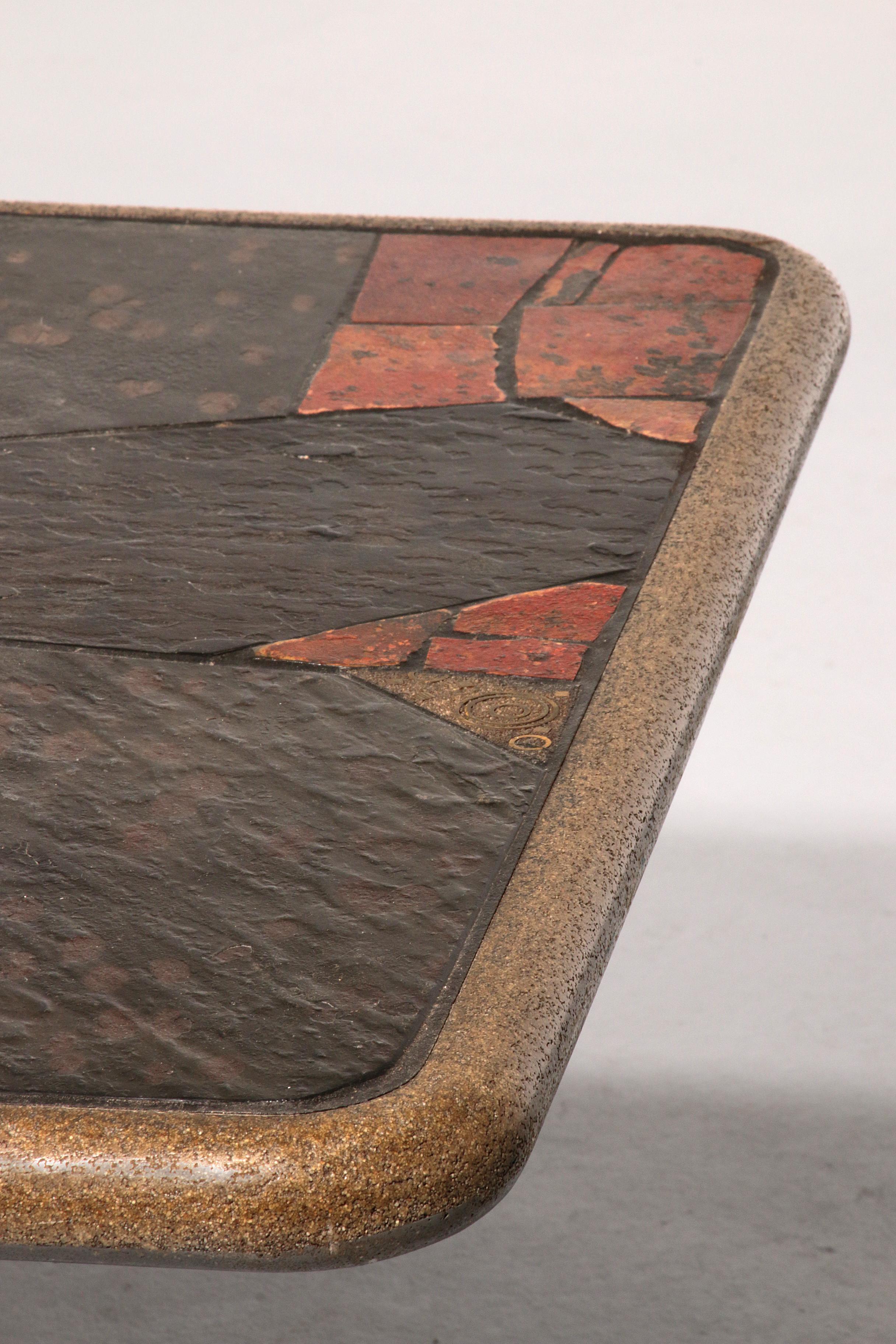 Late 20th Century Elegant Mosaic Stone Coffee Table in the Style of Paul Kingma – Brass & Natural For Sale