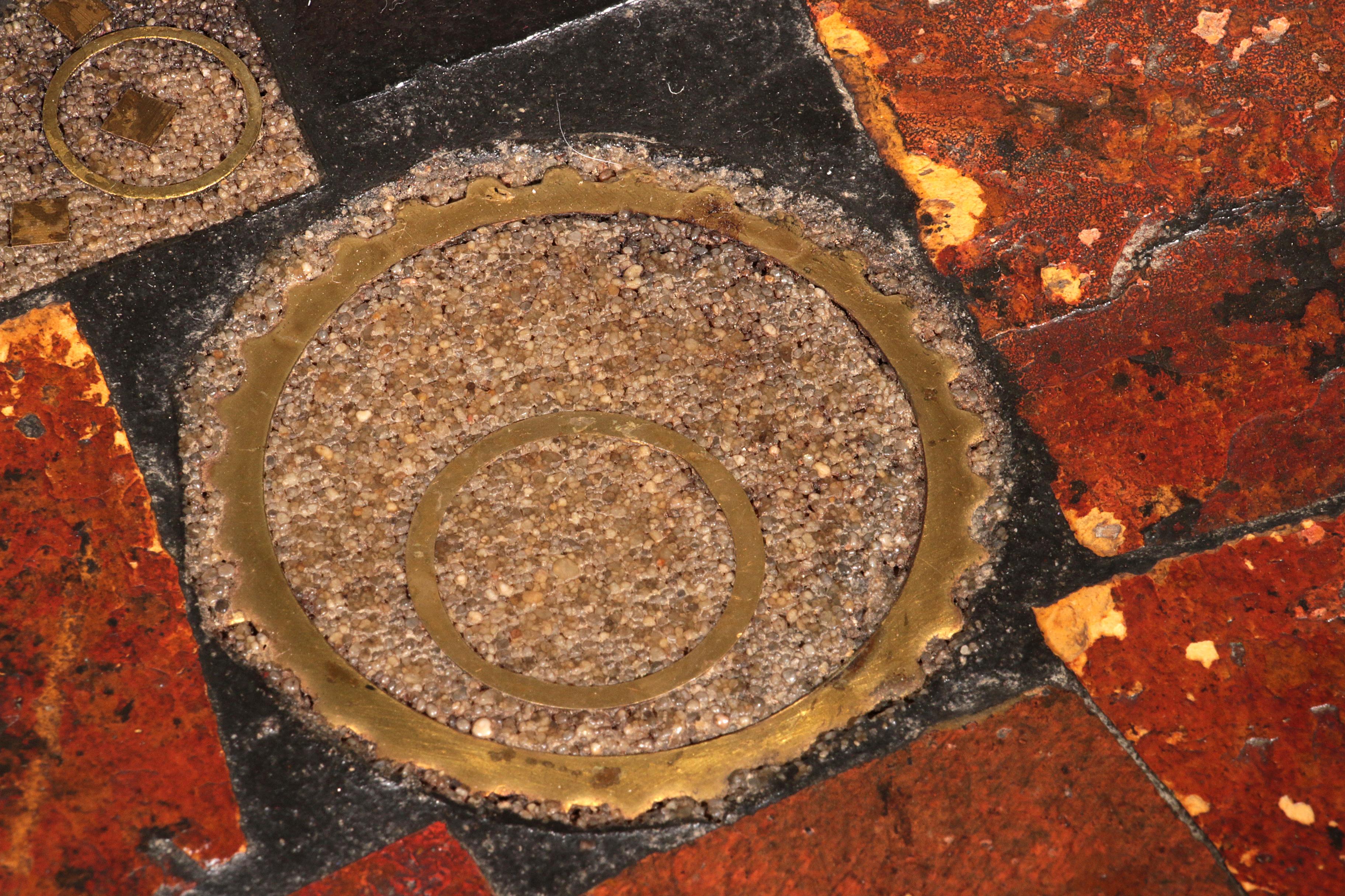 Elegant Mosaic Stone Coffee Table in the Style of Paul Kingma – Brass & Natural For Sale 2