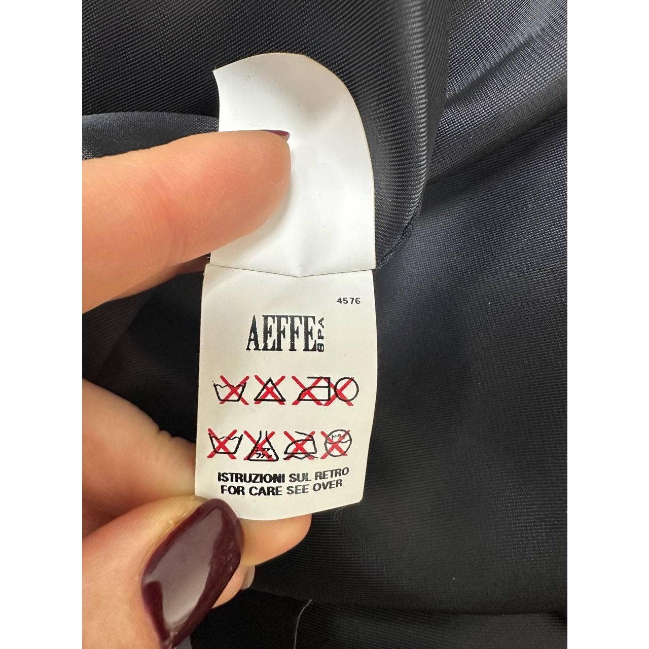 Elegant Moschino Fur & Leather Coat - IT Size 42 en vente 5