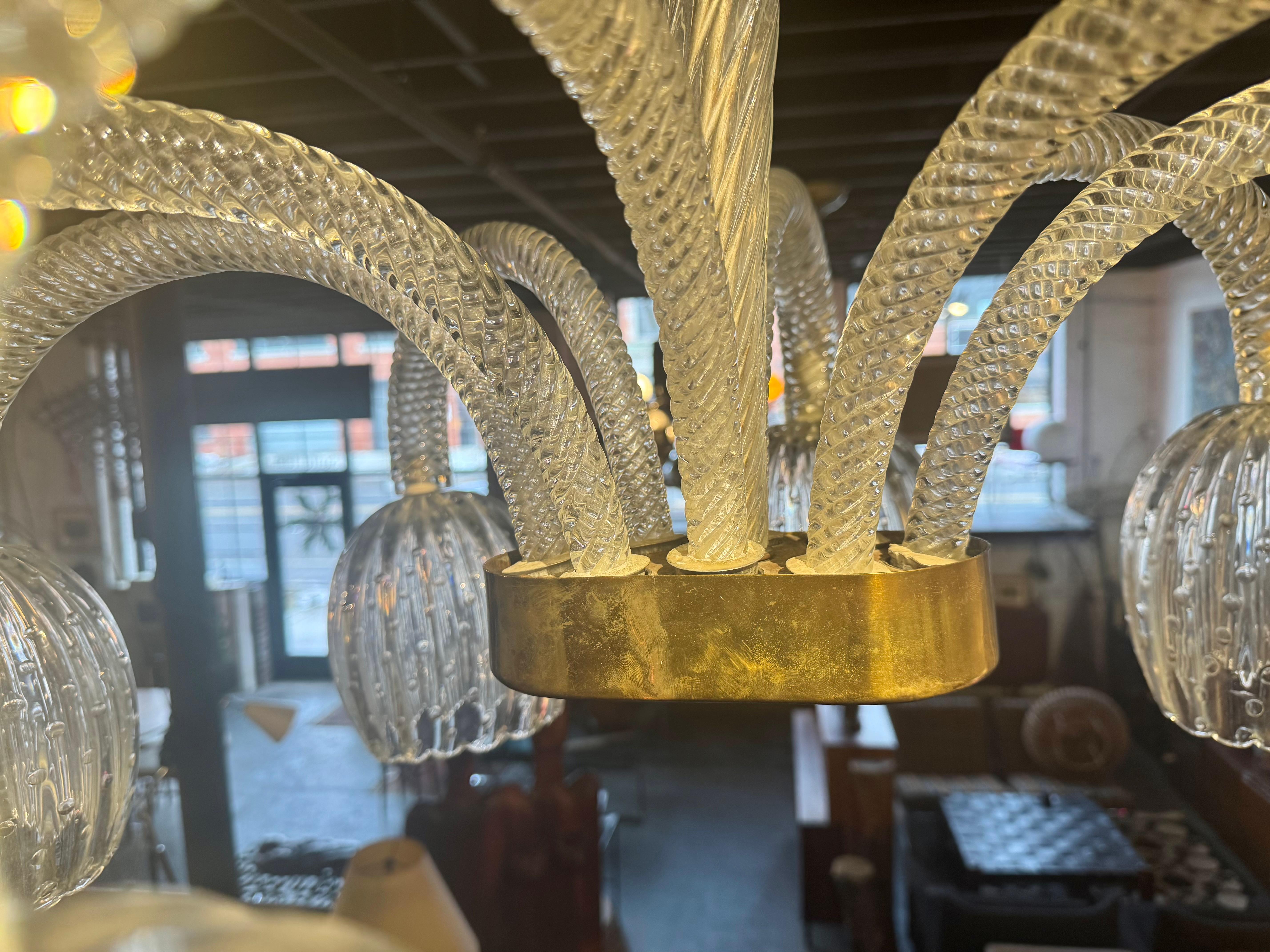 Elegante  Lampadario di Murano a 8 bracci di Seguso Venezia, anni '70 In condizioni buone in vendita a Buffalo, NY