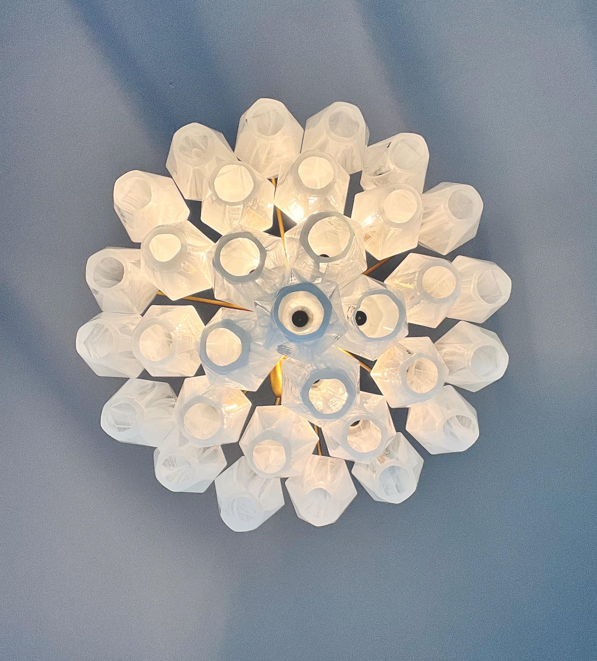 Elegant Murano alabaster white Poliedri Chandelier - Carlo Scarpa design For Sale 10