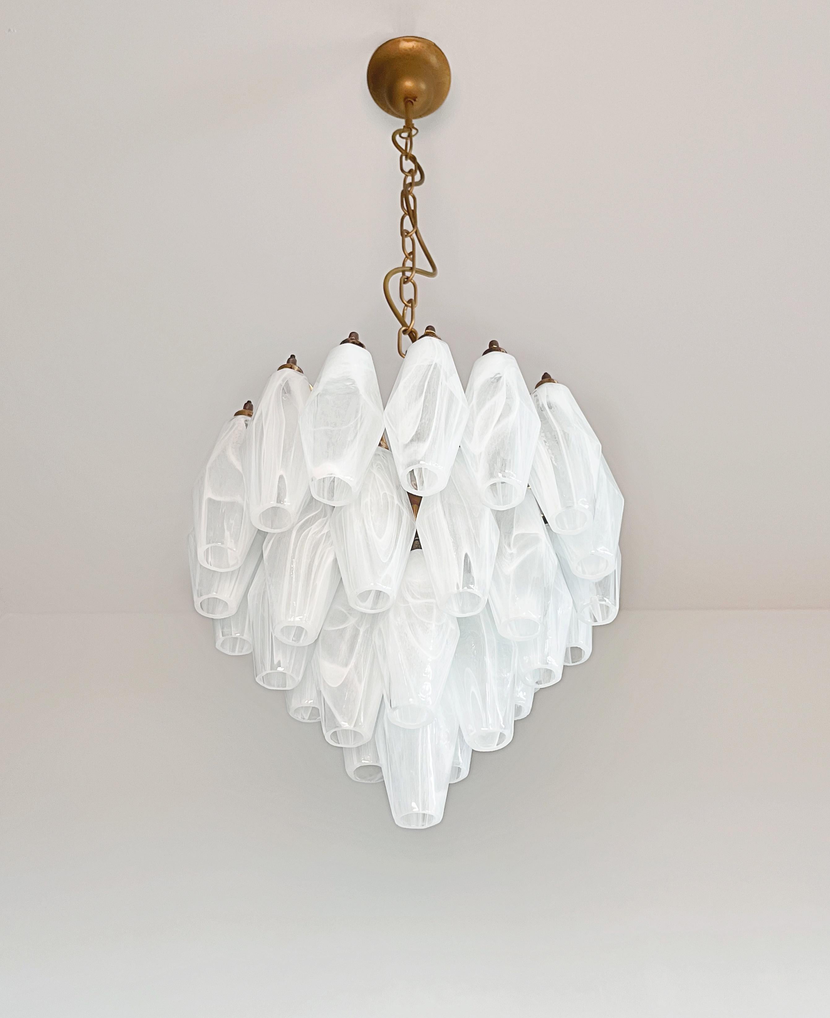 Elegant Murano alabaster white Poliedri Chandelier - Carlo Scarpa design For Sale 1