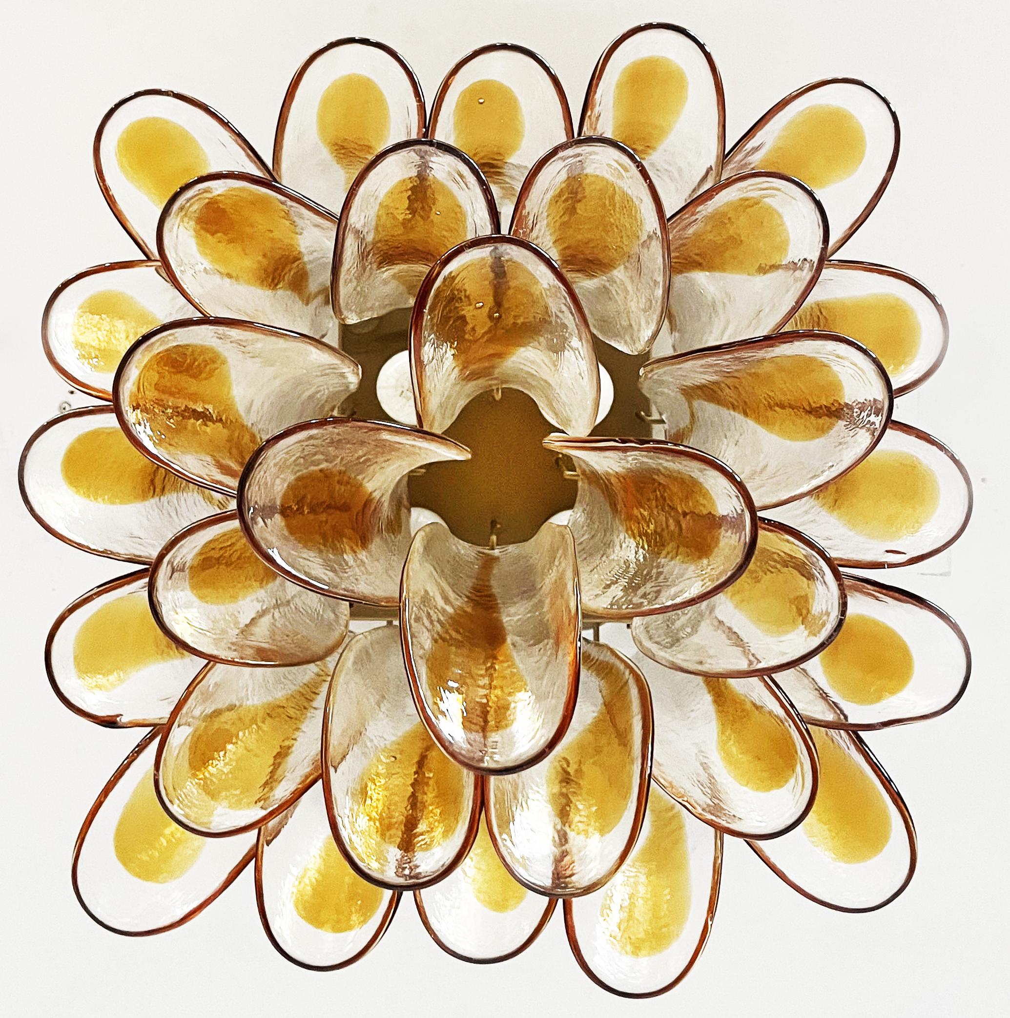 Elegant Murano ceiling lamp - 32 amber and clear glass petals For Sale 8