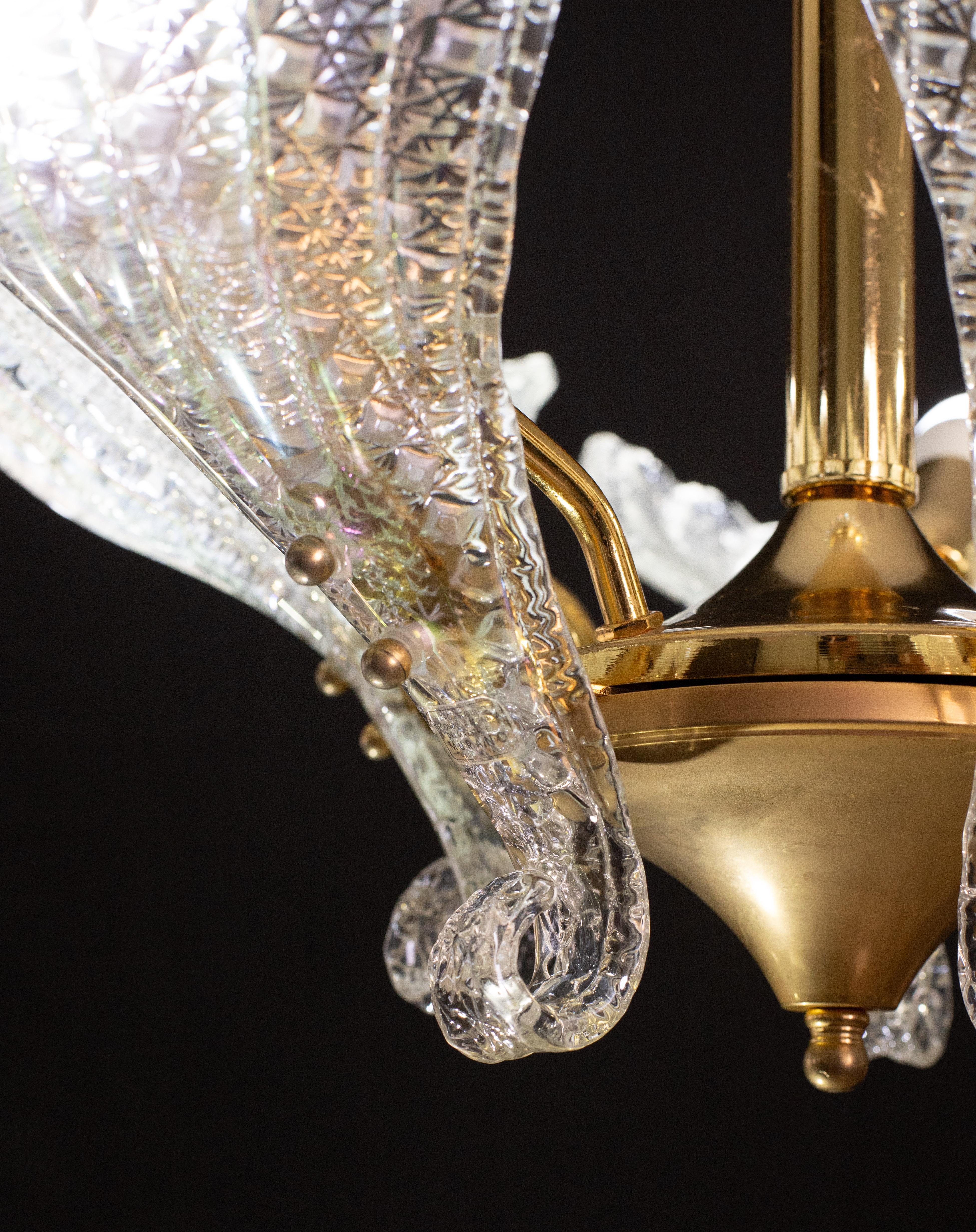 Eleganza del lampadario di Murano Foglie iridescenti In condizioni buone in vendita a Roma, IT