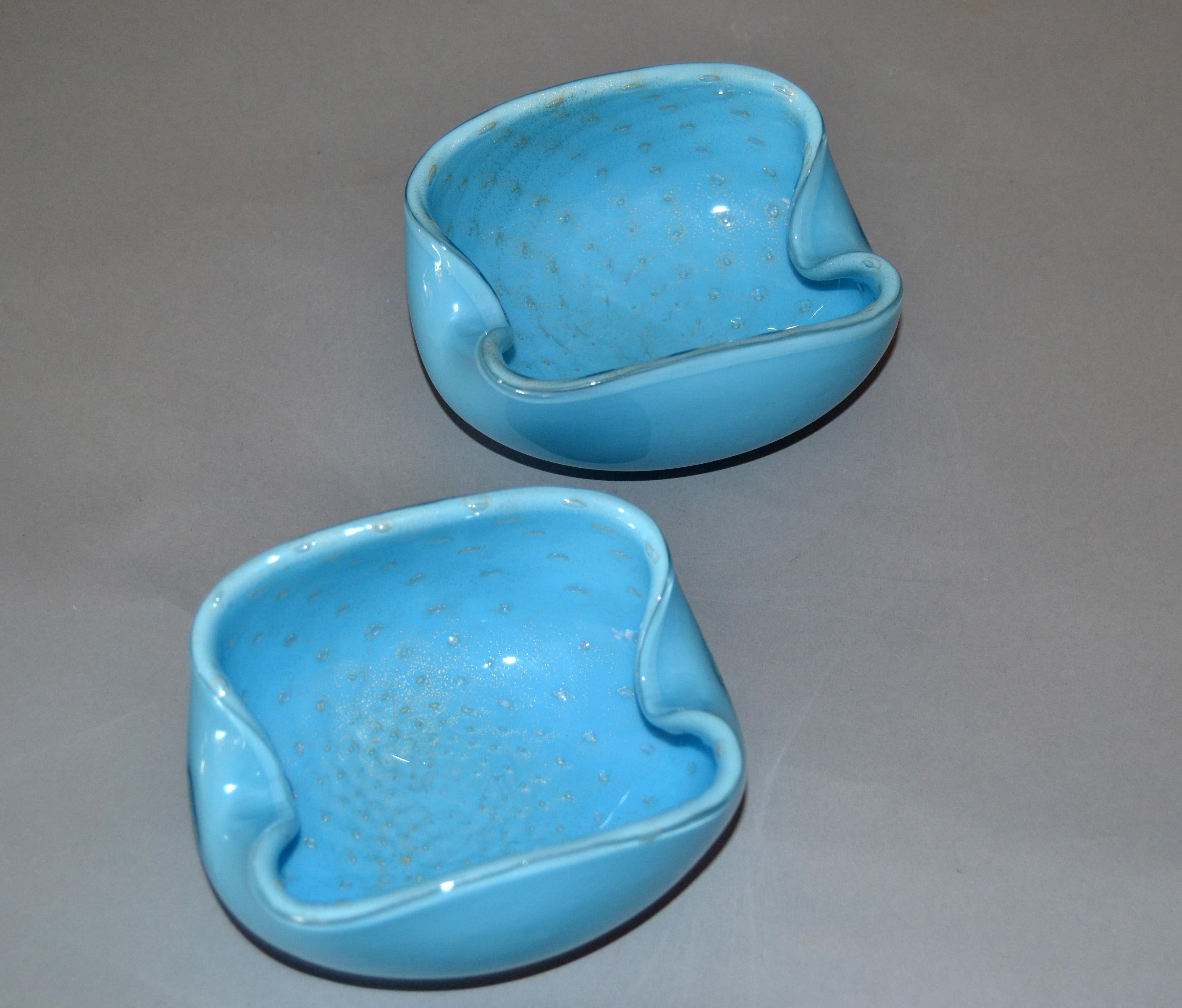 Elegant Murano Glass Blue and Gold Flecks Bowls or Catchalls, a Pair 5